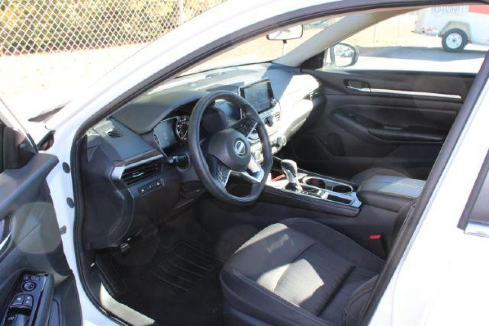 2023 Nissan Altima 2.5 SV (1N4BL4DV4PN) with an 2.5L L4 DOHC 16V engine, Continuously Variable Transmission transmission, located at 3598 James B White Hwy South, Whiteville, NC, 28472, (910) 642-3196, 34.294846, -78.732613 - 2023 Nissan Altima 2.5 SV - Photo#6