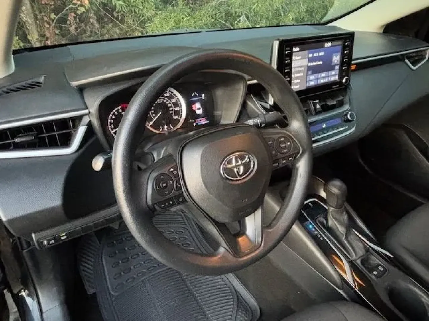 2021 /Black Toyota Corolla LE (5YFEPMAE0MP) with an 1.8L L4 DOHC 16V engine, Continuously Variabl transmission, located at 3598 James B White Hwy South, Whiteville, NC, 28472, (910) 642-3196, 34.294846, -78.732613 - Looking for an affordable and reliable vehicle that can handle daily commutes while offering comfort and safety? Look no further than this stunning 2021 Toyota Corolla LE, now available at Car City - Conway! Located at 2761 East Hwy 501, Conway, SC 29526, we specialize in high-quality pre-owned vehi - Photo#9