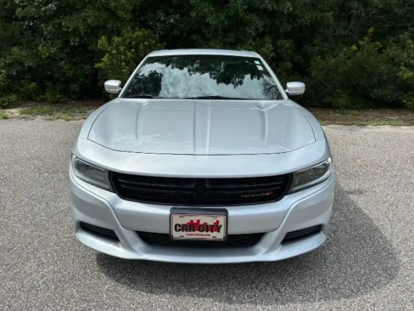 2022 /BLACK LEATHER Dodge Charger SXT (2C3CDXBGXNH) with an 3.6L V6 DOHC 24V engine, 8-Speed Automatic transmission, located at 2761 East Hwy 501, Conway, SC, 29526, (843) 331-1151, 33.781528, -78.989883 - **Experience Unmatched Power and Style with the 2022 Dodge Charger SXT!**<br /> <br /> Are you searching for an exhilarating driving experience combined with everyday versatility? Look no further than the 2022 Dodge Charger SXT, available at Car City - Conway. This stunning sedan not only offers a p - Photo#4