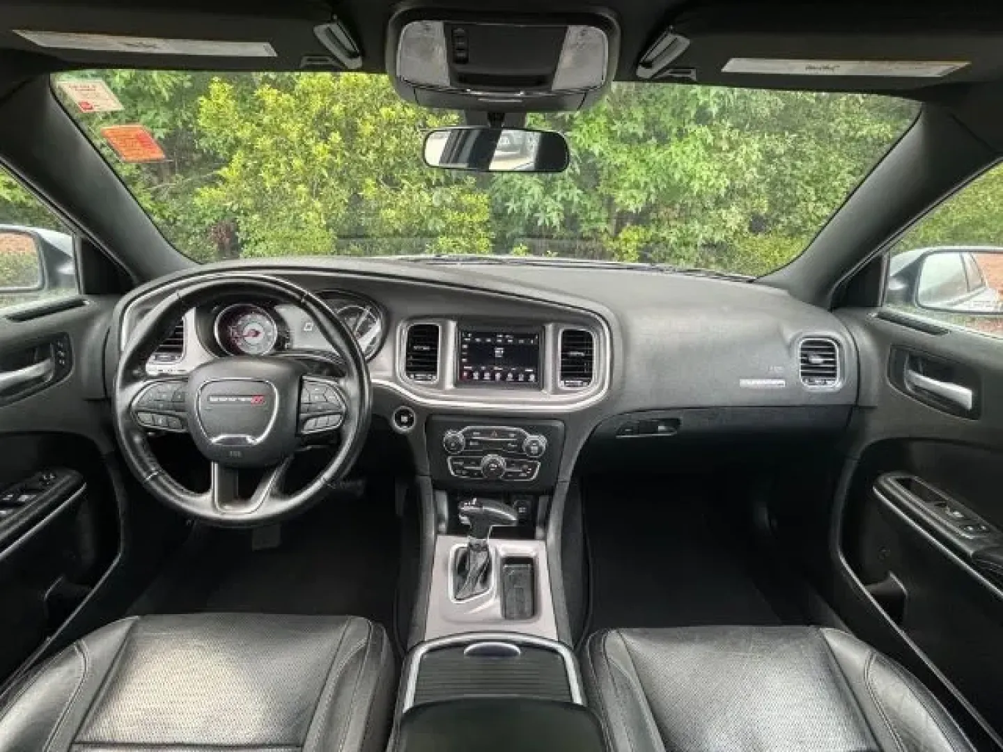 2022 /BLACK LEATHER Dodge Charger SXT (2C3CDXBGXNH) with an 3.6L V6 DOHC 24V engine, 8-Speed Automatic transmission, located at 2761 East Hwy 501, Conway, SC, 29526, (843) 331-1151, 33.781528, -78.989883 - **Experience Unmatched Power and Style with the 2022 Dodge Charger SXT!**<br /> <br /> Are you searching for an exhilarating driving experience combined with everyday versatility? Look no further than the 2022 Dodge Charger SXT, available at Car City - Conway. This stunning sedan not only offers a p - Photo#9