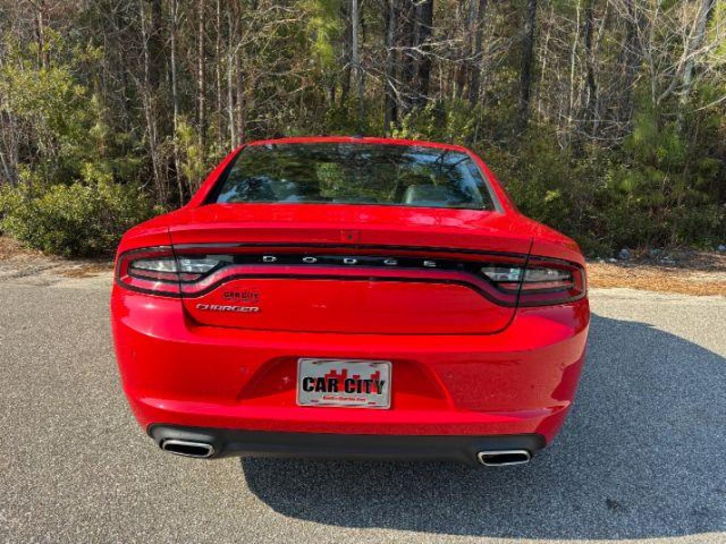 2022 /BLACK LEATHER Dodge Charger SXT (2C3CDXBG7NH) with an 3.6L V6 DOHC 24V engine, 8-Speed Automatic transmission, located at 9146 Ocean Hwy West, Calabash, NC, 28467, (910) 579-1110, 33.928635, -78.576157 - 2022 Dodge Charger SXT - Photo#4