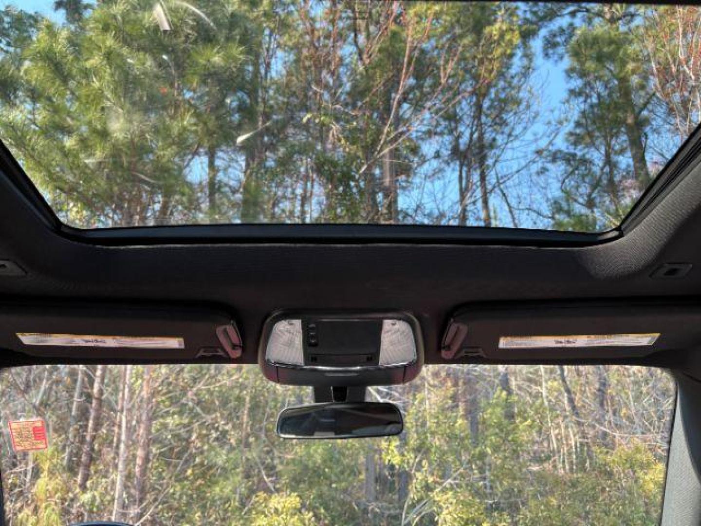 2022 /BLACK LEATHER Dodge Charger SXT (2C3CDXBG7NH) with an 3.6L V6 DOHC 24V engine, 8-Speed Automatic transmission, located at 9146 Ocean Hwy West, Calabash, NC, 28467, (910) 579-1110, 33.928635, -78.576157 - 2022 Dodge Charger SXT - Photo#7