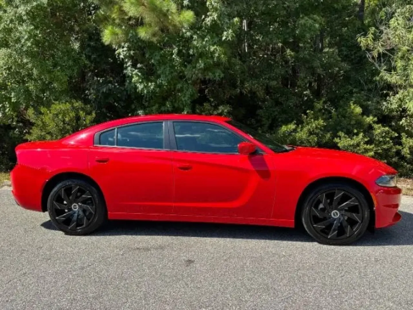 2022 /BLACK LEATHER Dodge Charger SXT (2C3CDXBG7NH) with an 3.6L V6 DOHC 24V engine, 8-Speed Automatic transmission, located at 2761 East Hwy 501, Conway, SC, 29526, (843) 331-1151, 33.781528, -78.989883 - **Unleash Your Inner Adventurer with the 2022 Dodge Charger SXT - Perfect for Thrilling Drives and Family Adventures!**<br /> <br /> Are you ready to elevate your driving experience and make every journey memorable? The 2022 Dodge Charger SXT is not just a car; it's a lifestyle statement that blends - Photo#3
