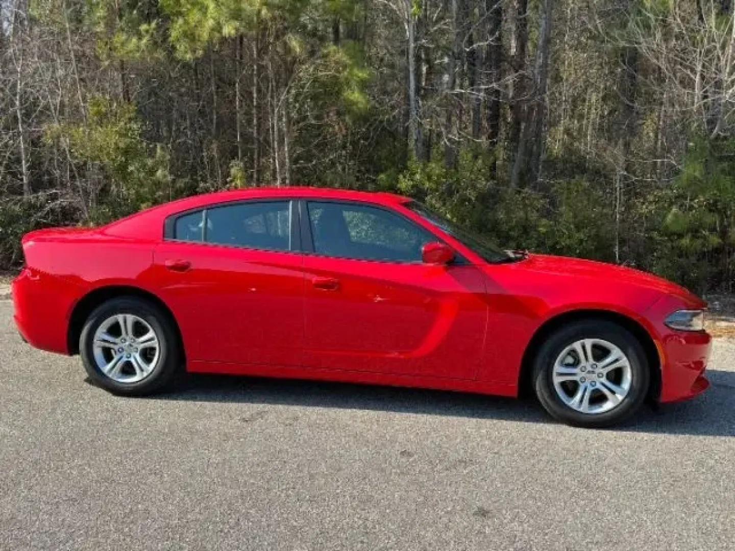 2022 /BLACK LEATHER Dodge Charger SXT (2C3CDXBG7NH) with an 3.6L V6 DOHC 24V engine, 8-Speed Automatic transmission, located at 9146 Ocean Hwy West, Calabash, NC, 28467, (910) 579-1110, 33.928635, -78.576157 - 2022 Dodge Charger SXT - Photo#2