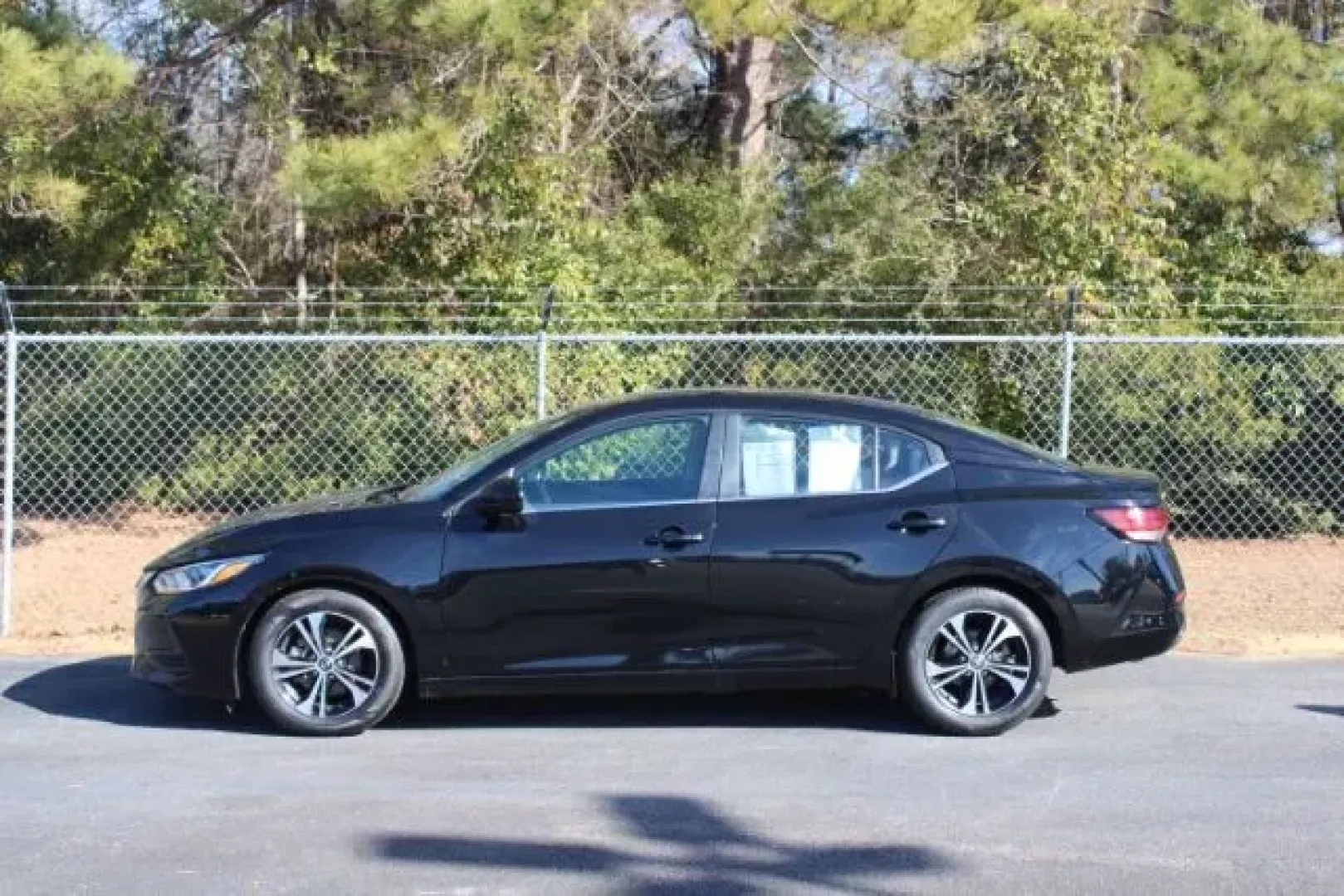 2022 Nissan Sentra SV (3N1AB8CVXNY) with an 1.8L L4 SFI DOHC 16V engine, Continuously Variable Transmission transmission, located at 9146 Ocean Hwy West, Calabash, NC, 28467, (910) 579-1110, 33.928635, -78.576157 - 2022 Nissan Sentra SV - Photo#3