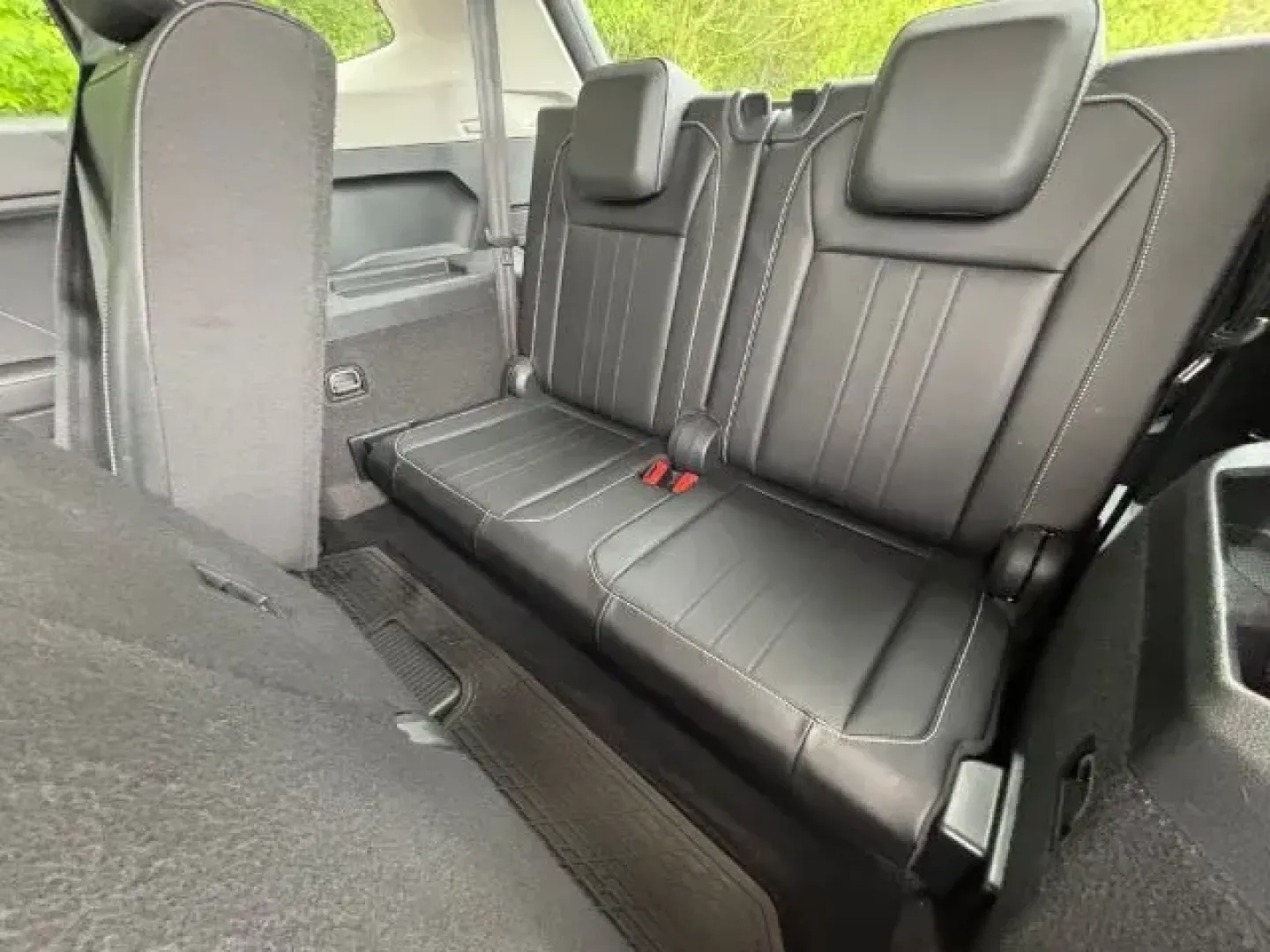 2022 /BLACK LEATHER Volkswagen Tiguan SE (3VV3B7AX6NM) with an 2.0L L4 DOHC 16V TURBO engine, 8-Speed Automatic transmission, located at 9146 Ocean Hwy West, Calabash, NC, 28467, (910) 579-1110, 33.928635, -78.576157 - 2022 Volkswagen Tiguan SE - Photo#9