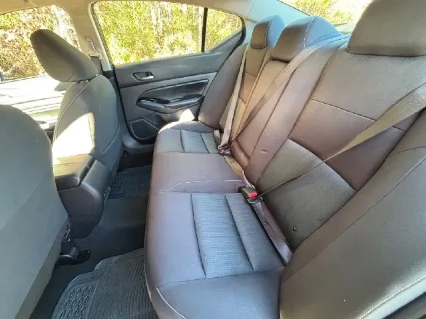 2022 /Charcoal Nissan Altima 2.5 SV (1N4BL4DV4NN) with an 2.5L L4 DOHC 16V engine, Continuously Variable Transmission transmission, located at 2761 East Hwy 501, Conway, SC, 29526, (843) 331-1151, 33.781528, -78.989883 - 2022 Nissan Altima 2.5 SV - Photo#9