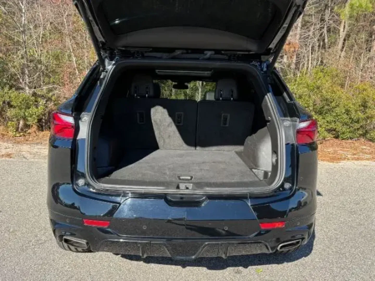 2021 /Jet Black, leather Chevrolet Blazer RS (3GNKBERS9MS) with an 3.6L V6 DOHC 24V engine, 9-Speed Automatic transmission, located at 9146 Ocean Hwy West, Calabash, NC, 28467, (910) 579-1110, 33.928635, -78.576157 - 2021 Chevrolet Blazer RS - Photo#10