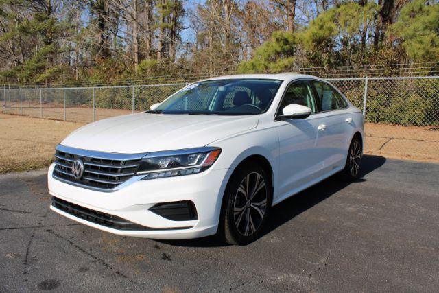 photo of 2022 Volkswagen Passat SE