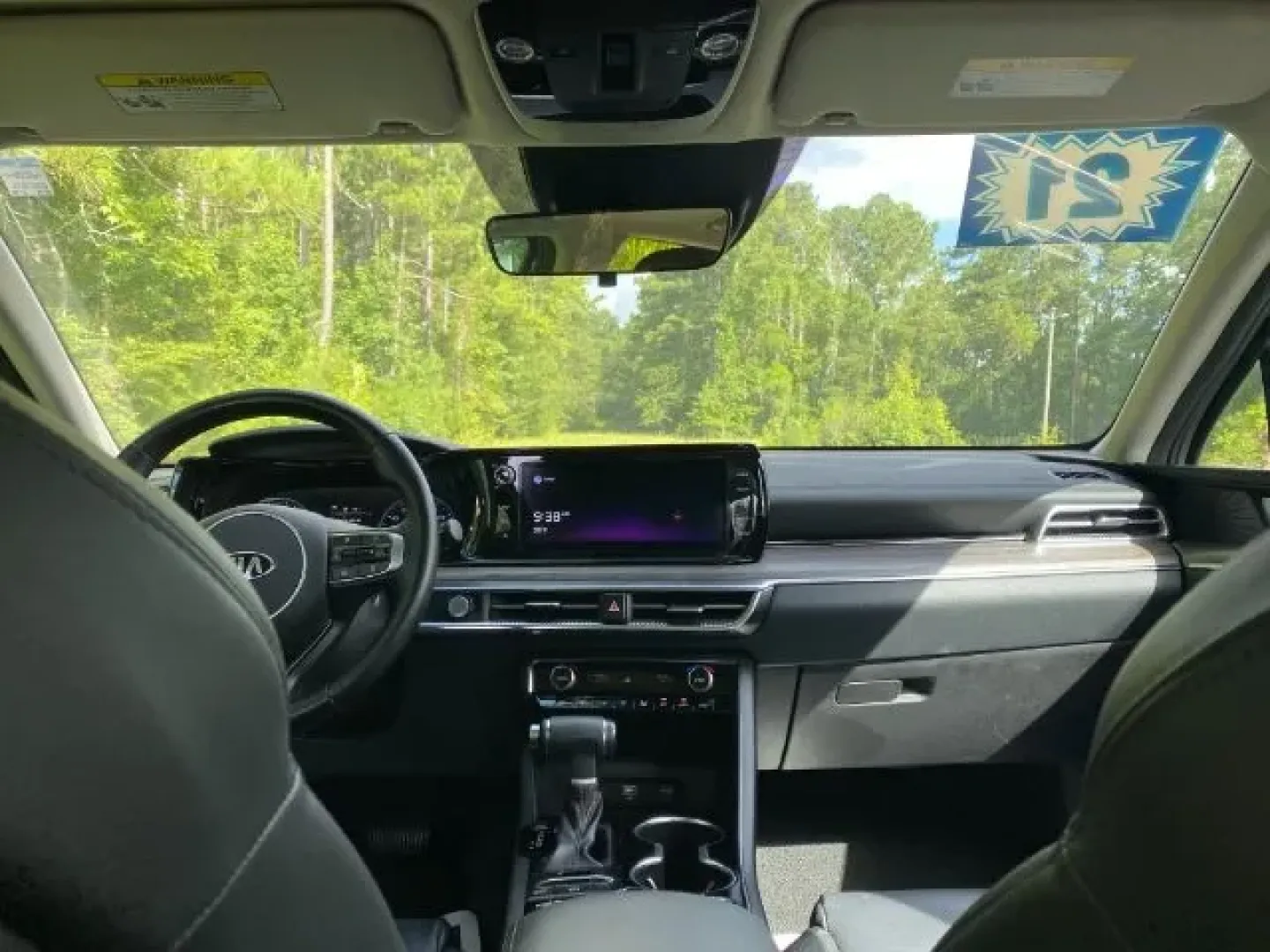 2021 Kia K5 EX (5XXG34J20MG) with an 1.6L L4 DOHC 16V engine, 8-Speed Automatic transmission, located at 9146 Ocean Hwy West, Calabash, NC, 28467, (910) 579-1110, 33.928635, -78.576157 - **Elevate Your Daily Commute with the 2021 Kia K5 EX A Sedan Built for Life's Journeys!**<br /> <br /> Are you ready to transform your daily commute or weekend getaways into a stylish and comfortable experience? The 2021 Kia K5 EX is the perfect solution for anyone looking for a blend of practicali - Photo#3
