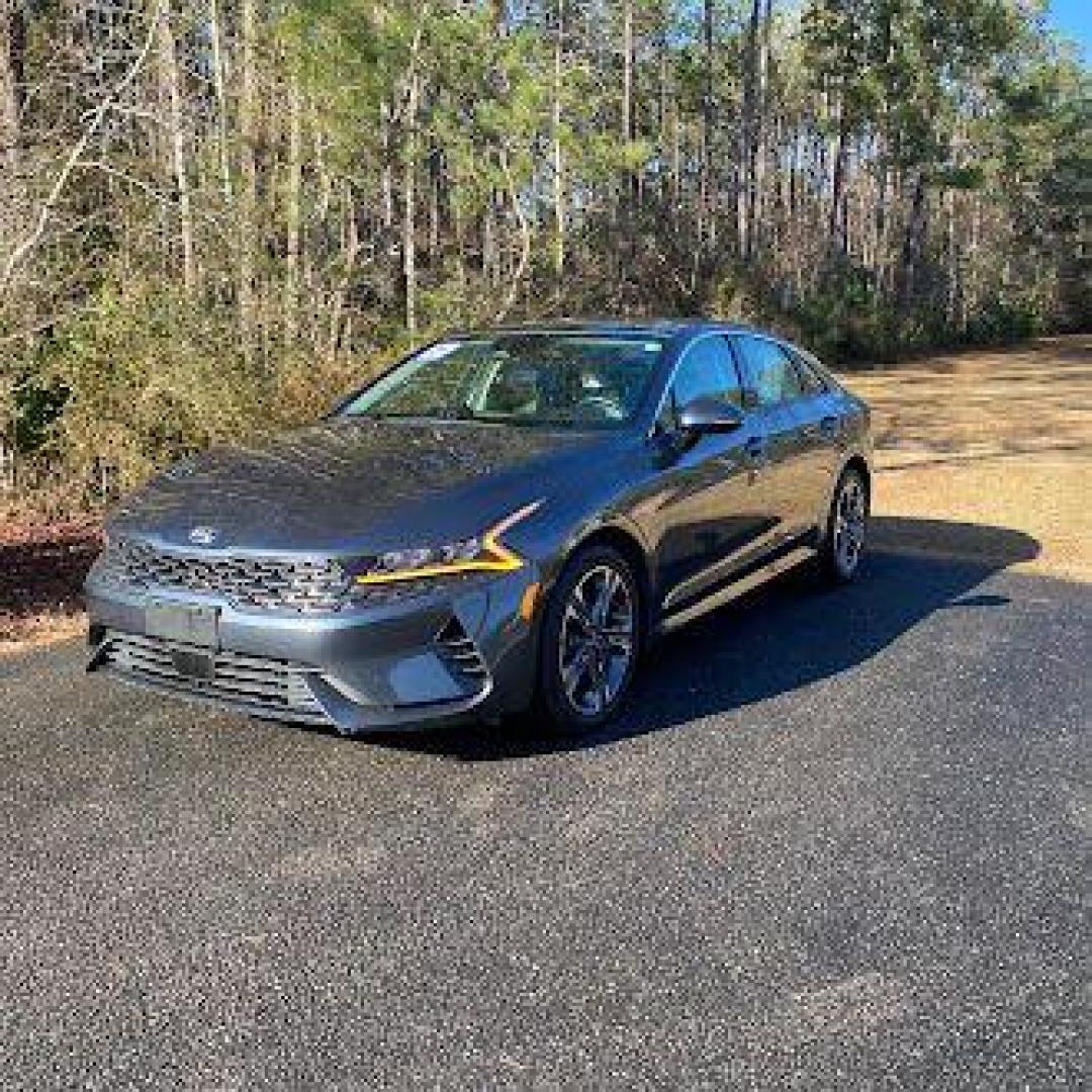 2021 Kia K5 EX (5XXG34J20MG) with an 1.6L L4 DOHC 16V engine, 8-Speed Automatic transmission, located at 9146 Ocean Hwy West, Calabash, NC, 28467, (910) 579-1110, 33.928635, -78.576157 - 2021 Kia K5 EX - Photo#0