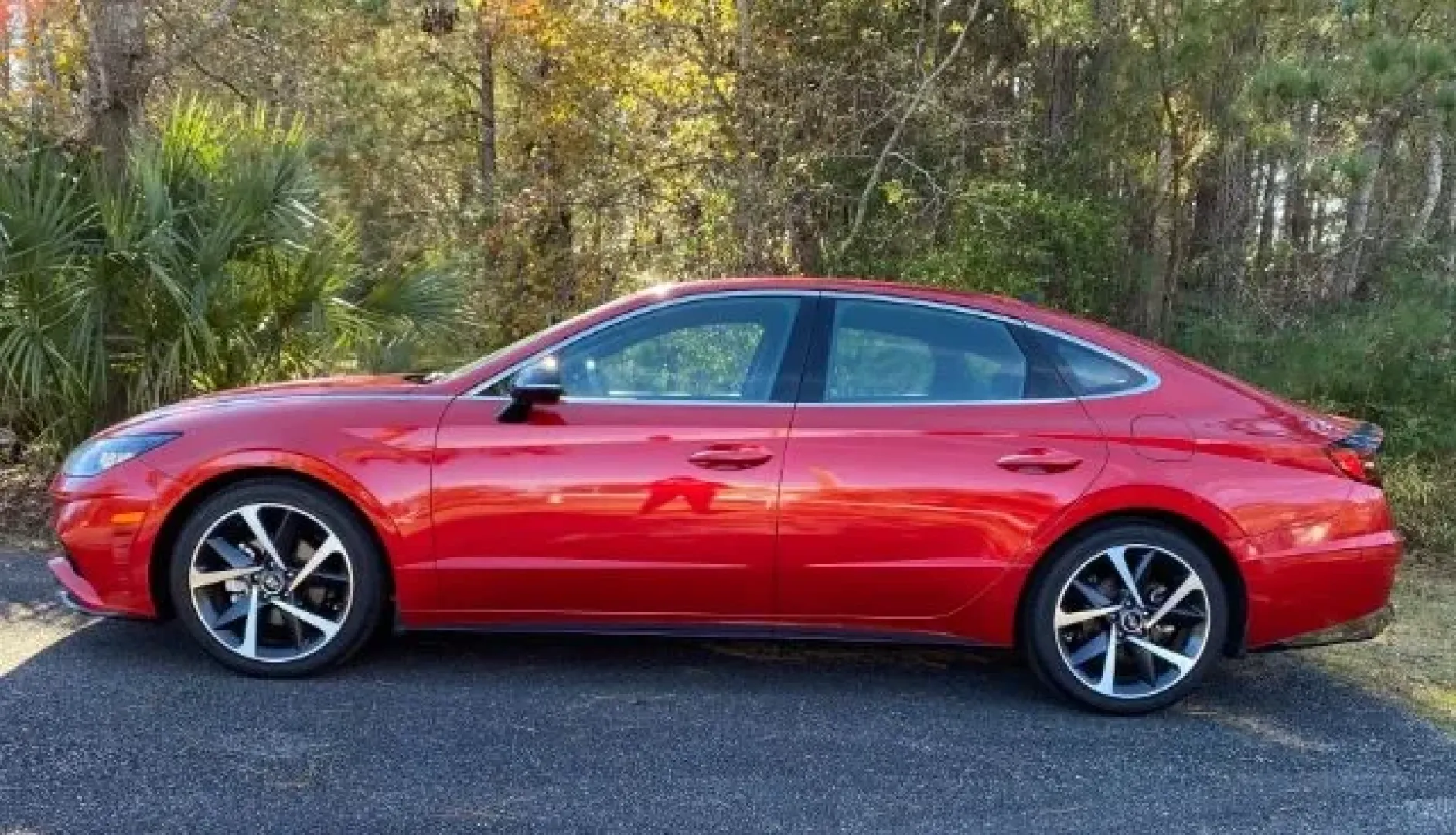 2022 Hyundai Sonata SEL Plus (5NPEJ4J24NH) with an 1.6L L4 DOHC 16V engine, 8-Speed Automatic transmission, located at 9146 Ocean Hwy West, Calabash, NC, 28467, (910) 579-1110, 33.928635, -78.576157 - **Discover Your Next Adventure with the 2022 Hyundai Sonata SEL Plus at Car City - Calabash!**<br /> <br /> Are you ready to elevate your daily commute or embark on weekend adventures with style and comfort? Look no further than the stunning 2022 Hyundai Sonata SEL Plus, now available at Car City - - Photo#1