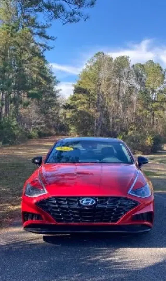 2022 Hyundai Sonata SEL Plus (5NPEJ4J24NH) with an 1.6L L4 DOHC 16V engine, 8-Speed Automatic transmission, located at 9146 Ocean Hwy West, Calabash, NC, 28467, (910) 579-1110, 33.928635, -78.576157 - **Discover Your Next Adventure with the 2022 Hyundai Sonata SEL Plus at Car City - Calabash!**<br /> <br /> Are you ready to elevate your daily commute or embark on weekend adventures with style and comfort? Look no further than the stunning 2022 Hyundai Sonata SEL Plus, now available at Car City - - Photo#2
