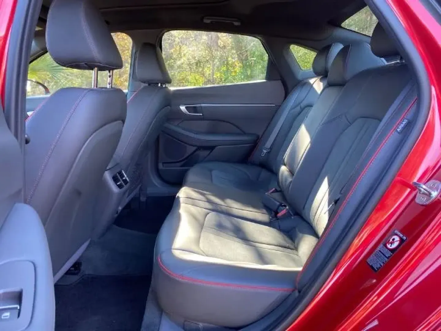 2022 Hyundai Sonata SEL Plus (5NPEJ4J24NH) with an 1.6L L4 DOHC 16V engine, 8-Speed Automatic transmission, located at 9146 Ocean Hwy West, Calabash, NC, 28467, (910) 579-1110, 33.928635, -78.576157 - **Discover Your Next Adventure with the 2022 Hyundai Sonata SEL Plus at Car City - Calabash!**<br /> <br /> Are you ready to elevate your daily commute or embark on weekend adventures with style and comfort? Look no further than the stunning 2022 Hyundai Sonata SEL Plus, now available at Car City - - Photo#5