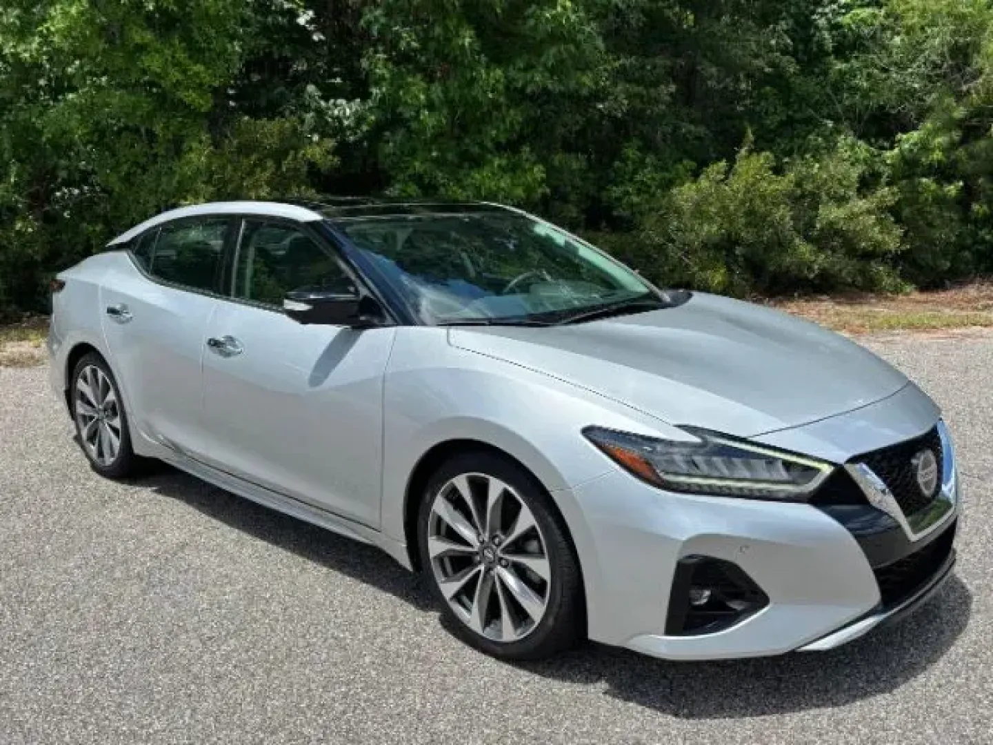 2022 /BLACK LEATHER Nissan Maxima Platinum (1N4AA6FVXNC) with an 3.5L V6 DOHC 24V engine, Continuously Variable Transmission transmission, located at 2761 East Hwy 501, Conway, SC, 29526, (843) 331-1151, 33.781528, -78.989883 - **Discover the Perfect Blend of Comfort and Performance with the 2022 Nissan Maxima at Car City - Conway!**<br /> <br /> Are you looking for a vehicle that seamlessly fits your lifestyle, whether it's for daily commutes, family outings, or spontaneous weekend getaways? Look no further than the stunn - Photo#1