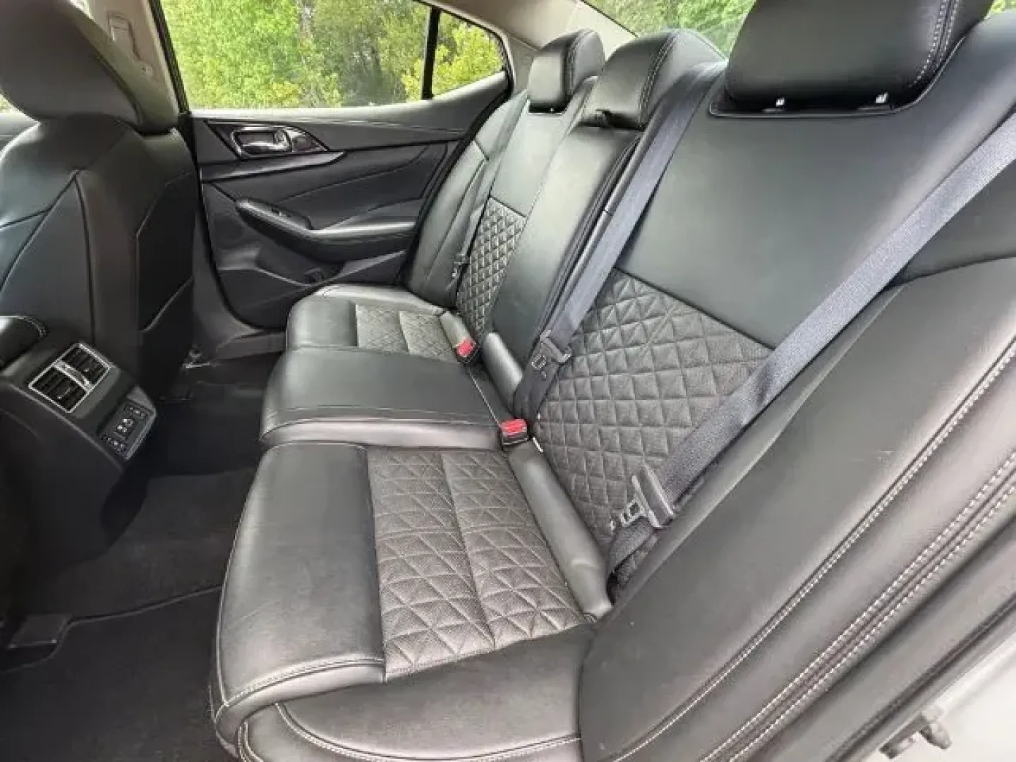 2022 /BLACK LEATHER Nissan Maxima Platinum (1N4AA6FVXNC) with an 3.5L V6 DOHC 24V engine, Continuously Variable Transmission transmission, located at 2761 East Hwy 501, Conway, SC, 29526, (843) 331-1151, 33.781528, -78.989883 - **Discover the Perfect Blend of Comfort and Performance with the 2022 Nissan Maxima at Car City - Conway!**<br /> <br /> Are you looking for a vehicle that seamlessly fits your lifestyle, whether it's for daily commutes, family outings, or spontaneous weekend getaways? Look no further than the stunn - Photo#12