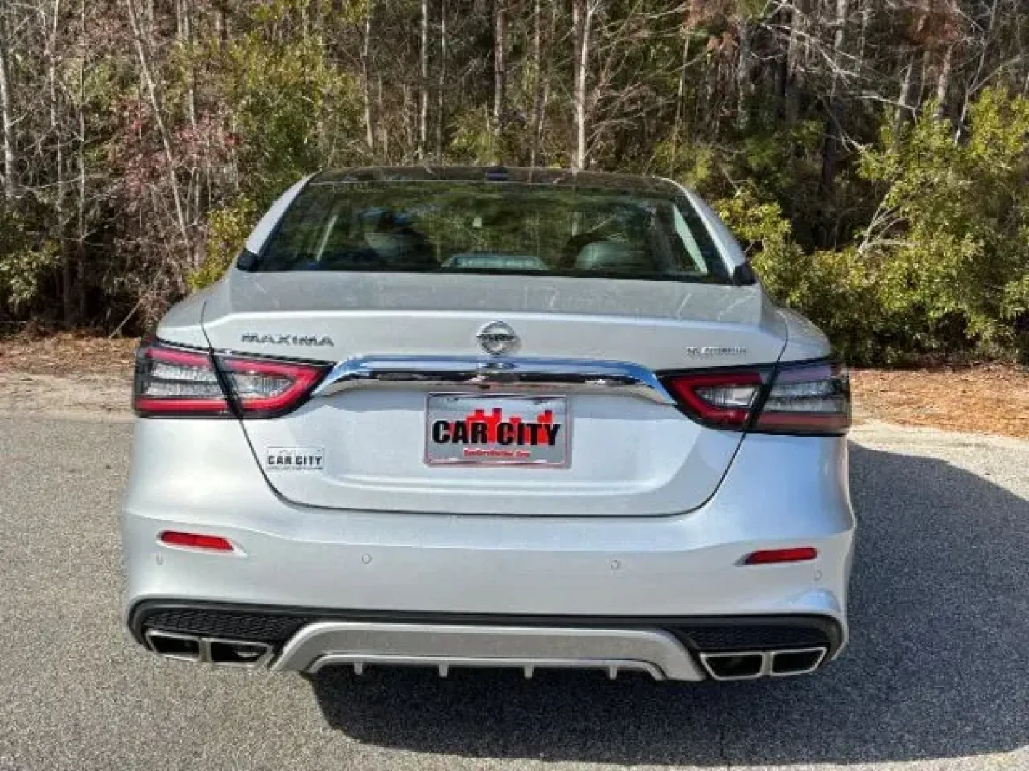 2022 /BLACK LEATHER Nissan Maxima Platinum (1N4AA6FVXNC) with an 3.5L V6 DOHC 24V engine, Continuously Variable Transmission transmission, located at 2761 East Hwy 501, Conway, SC, 29526, (843) 331-1151, 33.781528, -78.989883 - 2022 Nissan Maxima Platinum - Photo#4