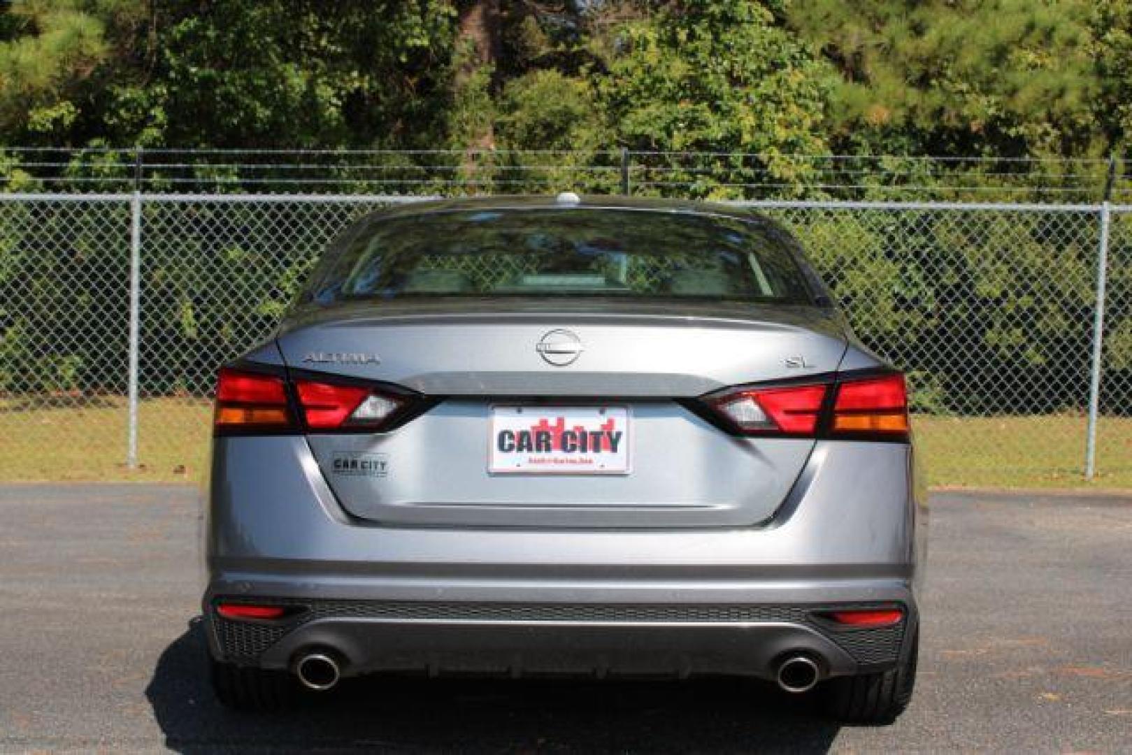 2023 Nissan Altima 2.5 SL (1N4BL4EV8PN) with an 2.5L L4 DOHC 16V engine, Continuously Variable Transmission transmission, located at 3598 James B White Hwy South, Whiteville, NC, 28472, (910) 642-3196, 34.294846, -78.732613 - 2023 Nissan Altima 2.5 SL - Photo#2