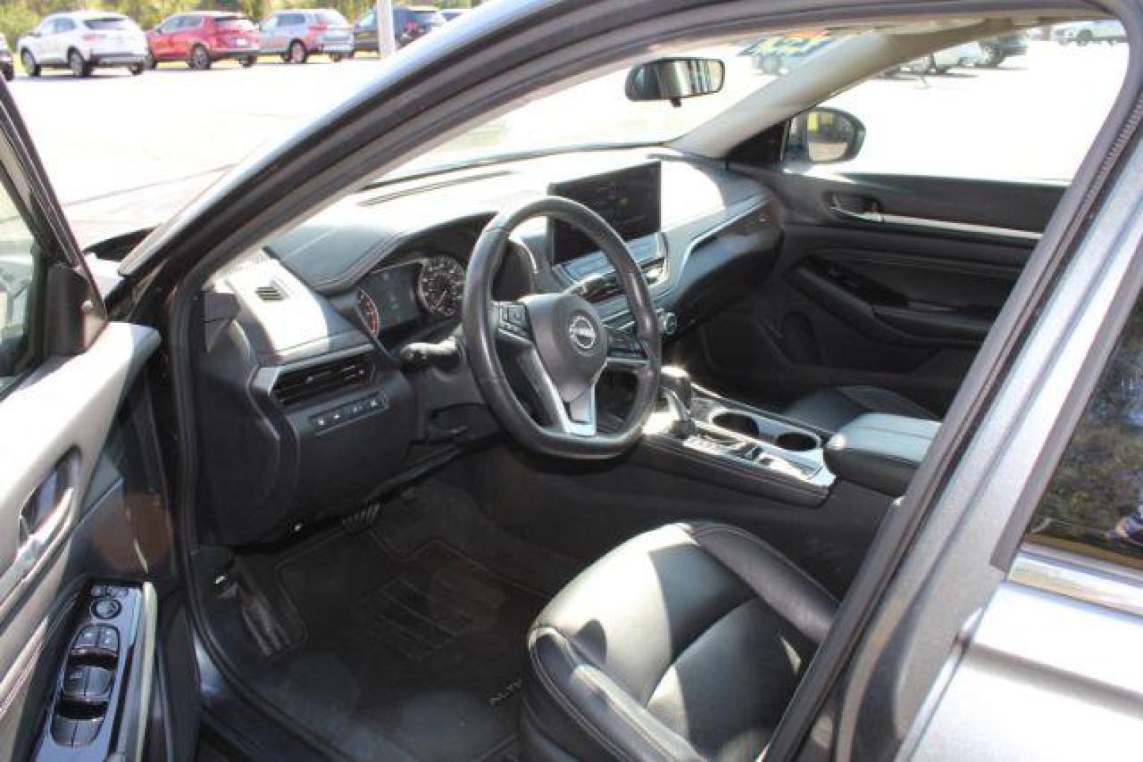 2023 Nissan Altima 2.5 SL (1N4BL4EV8PN) with an 2.5L L4 DOHC 16V engine, Continuously Variable Transmission transmission, located at 3598 James B White Hwy South, Whiteville, NC, 28472, (910) 642-3196, 34.294846, -78.732613 - 2023 Nissan Altima 2.5 SL - Photo#7