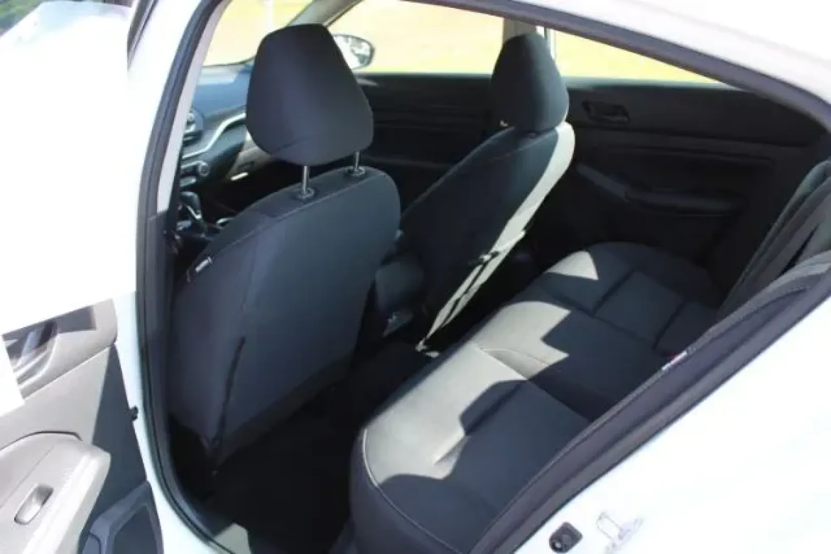2024 Nissan Altima 2.5 SV (1N4BL4DV3RN) with an 2.5L L4 DOHC 16V engine, Continuously Variable Transmission transmission, located at 2761 East Hwy 501, Conway, SC, 29526, (843) 331-1151, 33.781528, -78.989883 - 2024 Nissan Altima 2.5 SV - Photo#8