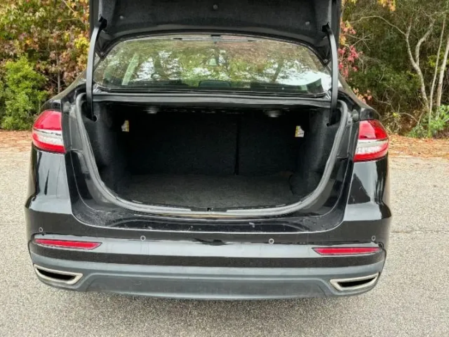 2020 /Ebony, leather Ford Fusion Titanium AWD (3FA6P0D99LR) with an 2.0L L4 DOHC 16V engine, 6-Speed Automatic transmission, located at 9146 Ocean Hwy West, Calabash, NC, 28467, (910) 579-1110, 33.928635, -78.576157 - 2020 Ford Fusion Titanium AWD - Photo#9