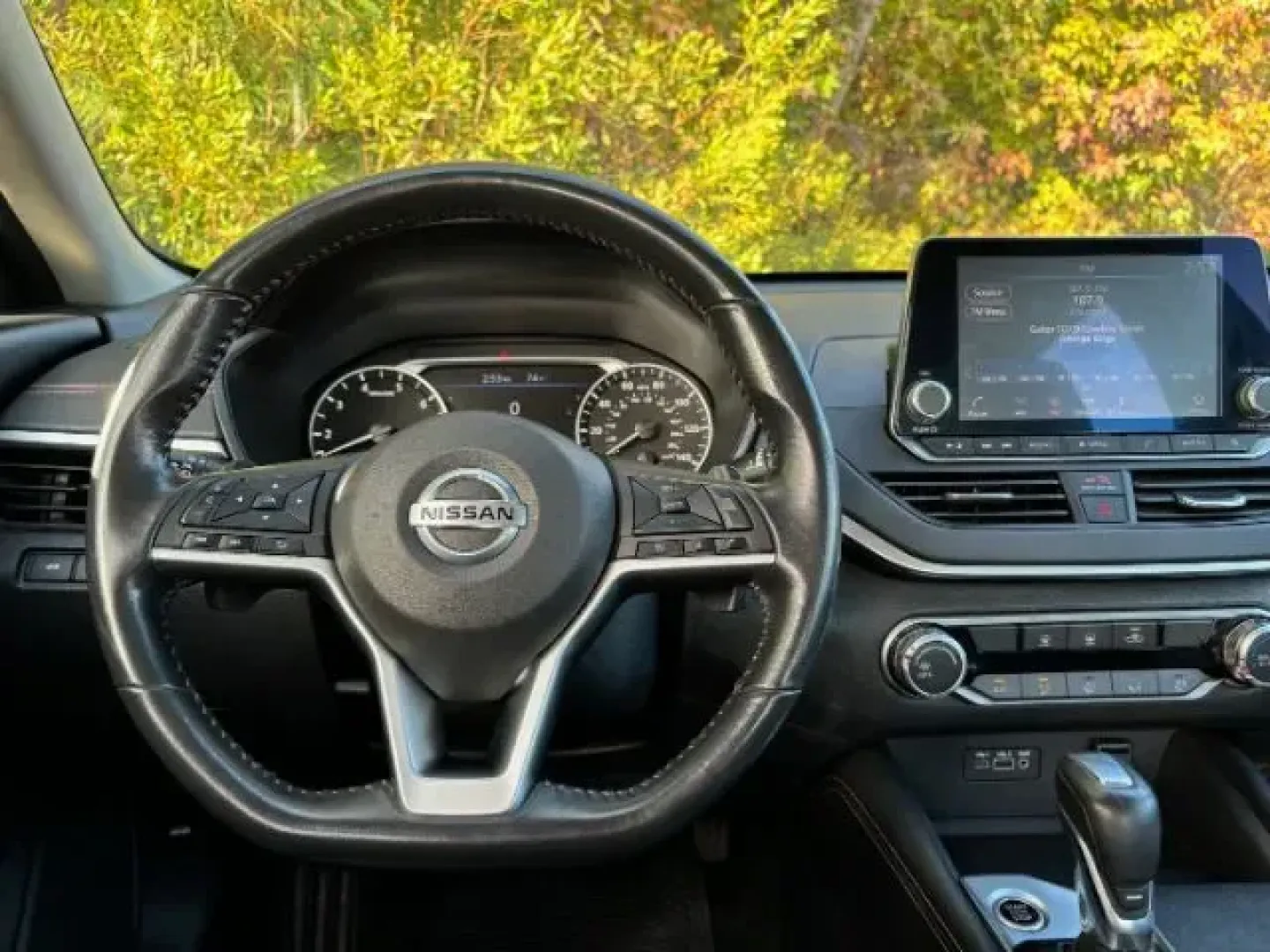 2022 /Sport Nissan Altima 2.5 SR (1N4BL4CV1NN) with an 2.5L L4 DOHC 16V engine, Continuously Variable Transmission transmission, located at 2761 East Hwy 501, Conway, SC, 29526, (843) 331-1151, 33.781528, -78.989883 - **Explore Life in Style with the 2022 Nissan Altima 2.5 SR at Car City - Conway!**<br /> <br /> Are you ready to elevate your driving experience? Whether you're commuting to work, running errands around Conway, or planning a weekend getaway, the 2022 Nissan Altima 2.5 SR is your perfect ride. With a - Photo#6