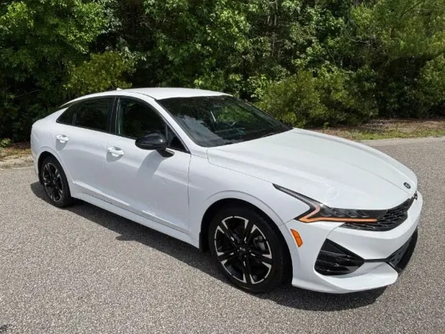 2021 Kia K5 GT-Line (5XXG64J2XMG) with an 1.6L L4 DOHC 16V engine, 8-Speed Automatic transmission, located at 2761 East Hwy 501, Conway, SC, 29526, (843) 331-1151, 33.781528, -78.989883 - 2021 Kia K5 GT-Line - Photo#1