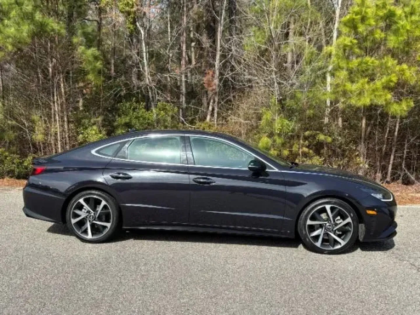 2023 /DARK GRAY LEATHER Hyundai Sonata SEL Plus (KMHL44J24PA) with an Other engine, located at 3598 James B White Hwy South, Whiteville, NC, 28472, (910) 642-3196, 34.294846, -78.732613 - 2023 Hyundai Sonata SEL Plus - Photo#2