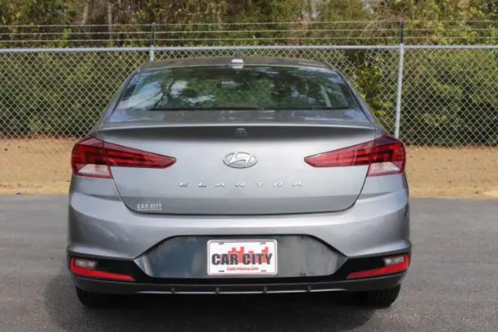 2019 /BLACK CLOTH Hyundai Elantra SEL (5NPD84LF5KH) with an Other engine, located at 3598 James B White Hwy South, Whiteville, NC, 28472, (910) 642-3196, 34.294846, -78.732613 - 2019 Hyundai Elantra SEL - Photo#2