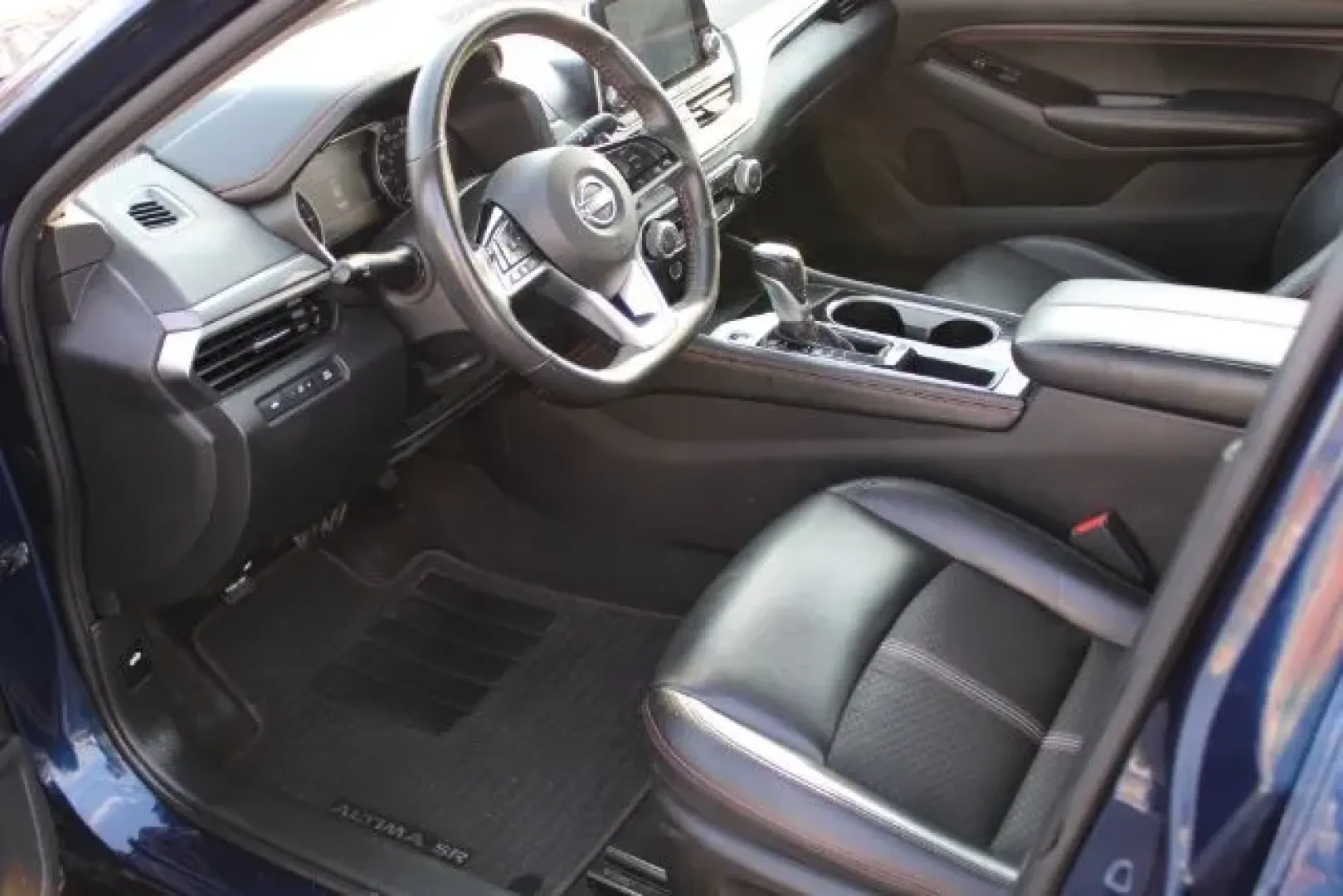 2023 Nissan Altima 2.5 SR (1N4BL4CV5PN) with an 2.5L L4 DOHC 16V engine, Continuously Variabl transmission, located at 3598 James B White Hwy South, Whiteville, NC, 28472, (910) 642-3196, 34.294846, -78.732613 - Are you searching for a stylish and reliable sedan that perfectly balances comfort and performance for your daily commute or weekend adventures? Look no further than this stunning 2023 Nissan Altima 2.5 SR, available now at Car City - Whitesville. Located at 3598 James B White Hwy South, Whiteville, - Photo#7