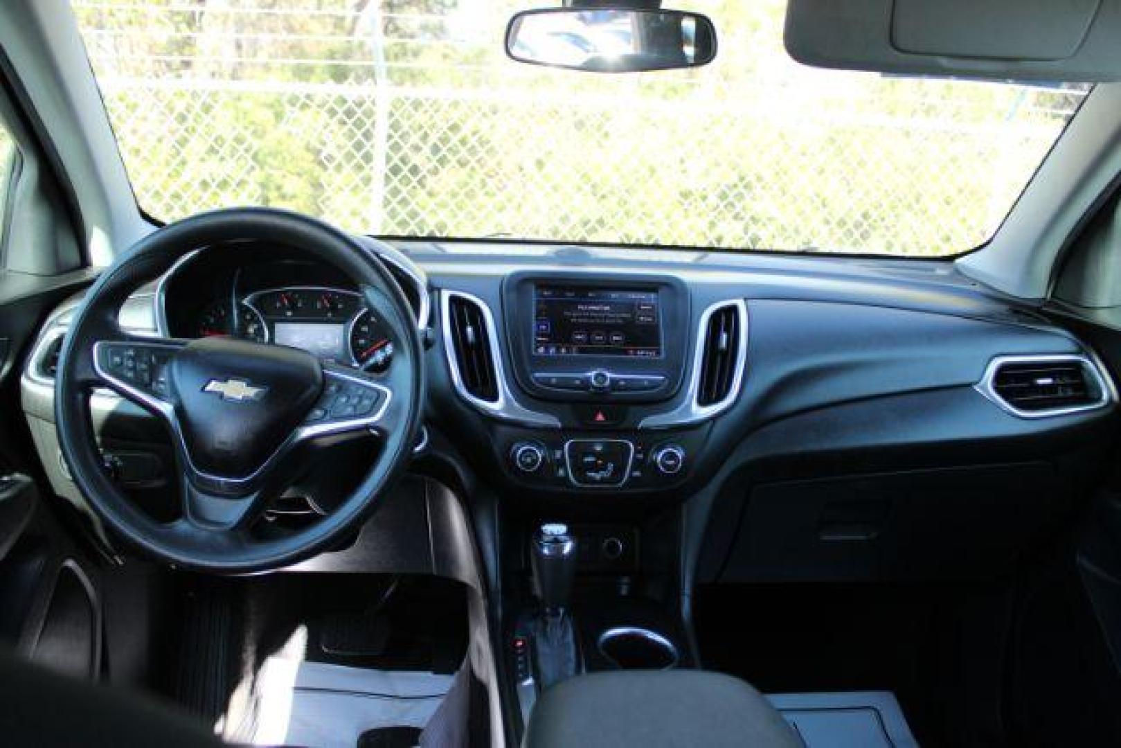 2020 Chevrolet Equinox LT AWD (3GNAXUEV0LS) with an 1.5L L4 DOHC 16V TURBO engine, 6-Speed Automatic transmission, located at 3598 James B White Hwy South, Whiteville, NC, 28472, (910) 642-3196, 34.294846, -78.732613 - 2020 Chevrolet Equinox LT AWD - Photo#6