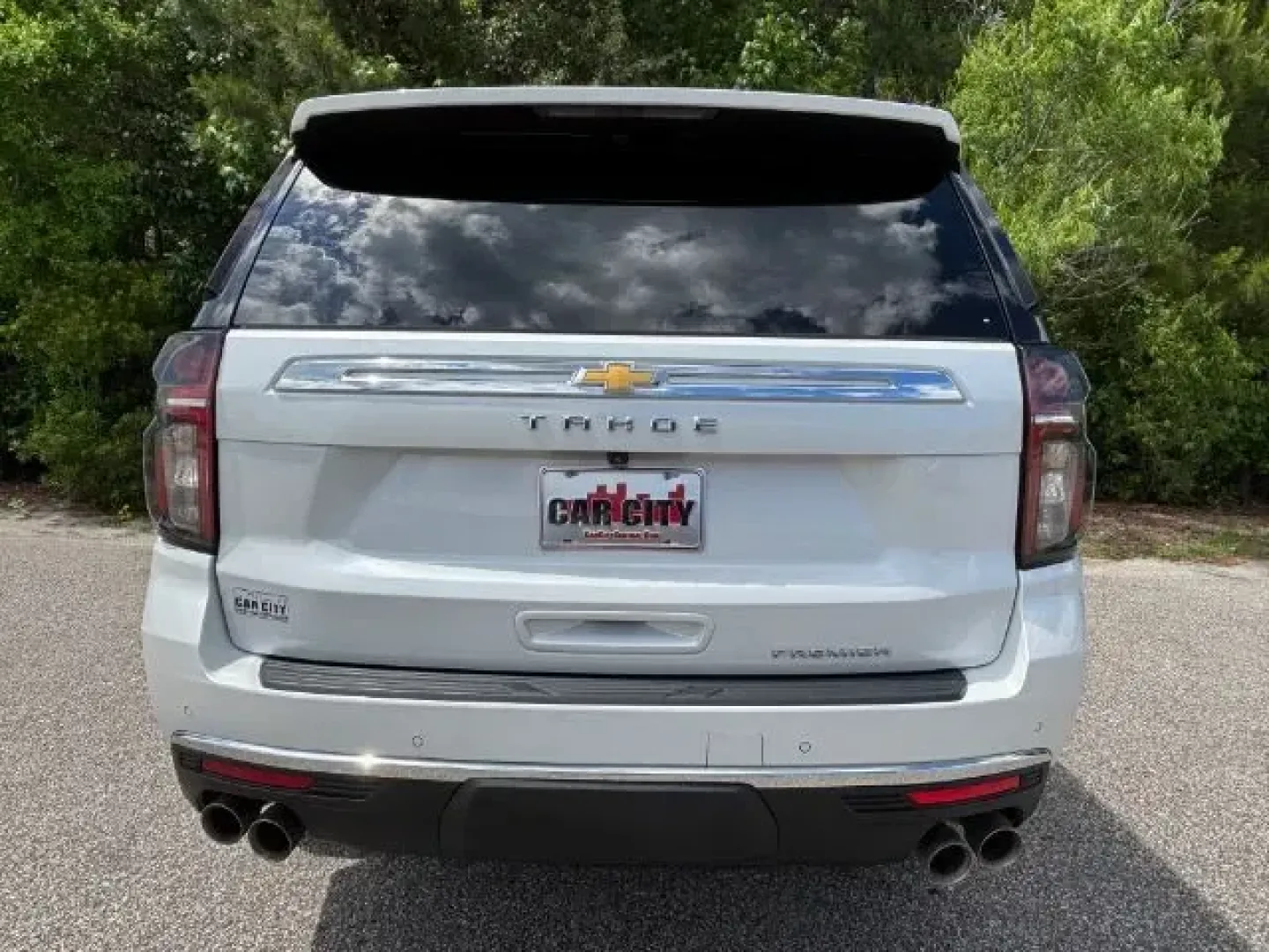 2024 /Jet Black/Maple Sugar Chevrolet Tahoe 4WD Premier (1GNSKSKD3RR) with an 5.3 L V8 engine, located at 2761 East Hwy 501, Conway, SC, 29526, (843) 331-1151, 33.781528, -78.989883 - 2024 Chevrolet Tahoe 4WD Premier - Photo#5