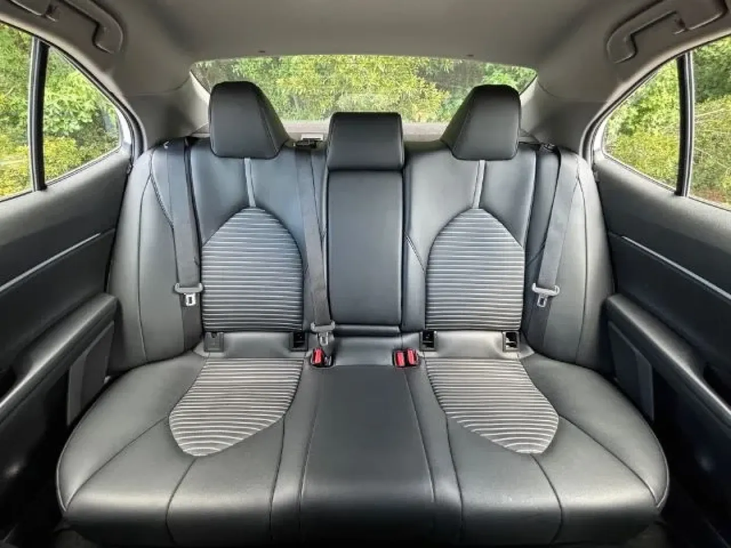 2023 /Black Toyota Camry SE | SE Nightshade Edition | SE Nightshade Edition (4T1G11AK0PU) with an 2.5L I-4 port/direct injection engine, located at 2761 East Hwy 501, Conway, SC, 29526, (843) 331-1151, 33.781528, -78.989883 - **Elevate Your Commute with the 2023 Toyota Camry SE Nightshade Edition at Car City - Conway!**<br /> <br /> Are you seeking the perfect blend of style, comfort, and performance for your daily drive? Look no further than this stunning 2023 Toyota Camry SE Nightshade Edition, a pre-owned gem that eff - Photo#11