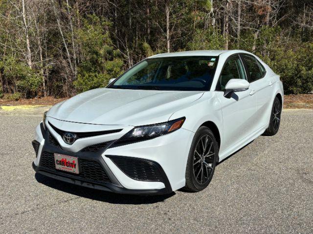 photo of 2023 Toyota Camry SE | SE Nightshade Edition | SE Nightshade Edition Hybrid