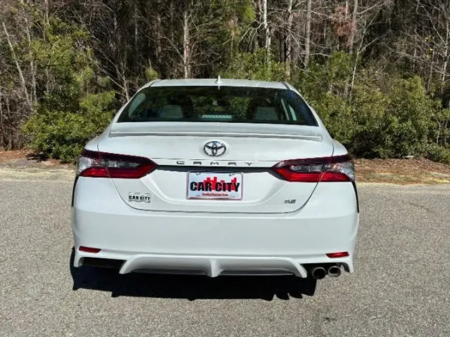 2023 /Black Toyota Camry SE | SE Nightshade Edition | SE Nightshade Edition (4T1G11AK0PU) with an 2.5L I-4 port/direct injection engine, located at 2761 East Hwy 501, Conway, SC, 29526, (843) 331-1151, 33.781528, -78.989883 - 2023 Toyota Camry SE | SE Nightshade Edition | SE Nightshade Edition - Photo#4