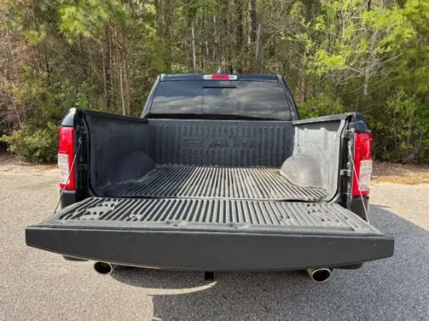 2020 /Black, premium cloth Ram 1500 Big Horn Crew Cab SWB 2WD (1C6RREFT7LN) with an 5.7L V8 OHV 16V engine, 8-Speed Automatic transmission, located at 9146 Ocean Hwy West, Calabash, NC, 28467, (910) 579-1110, 33.928635, -78.576157 - 2020 Ram 1500 Big Horn Crew Cab SWB 2WD - Photo#10