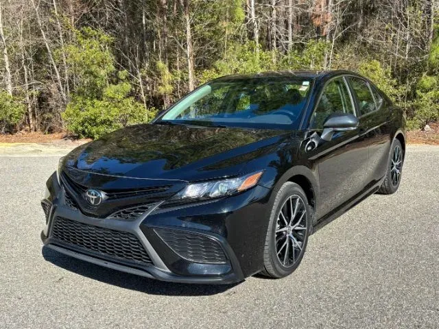 2023 Toyota Camry SE | SE Nightshade Edition | SE Nightshade Edition Hybrid