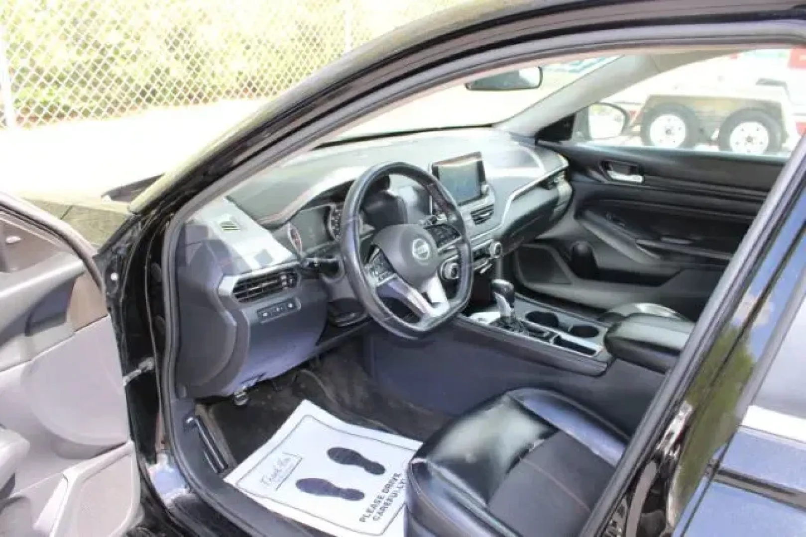2020 Nissan Altima 2.5 SR (1N4BL4CV7LC) with an 2.5L L4 DOHC 16V engine, Continuously Variabl transmission, located at 3598 James B White Hwy South, Whiteville, NC, 28472, (910) 642-3196, 34.294846, -78.732613 - 2020 Nissan Altima 2.5 SR - Photo#7