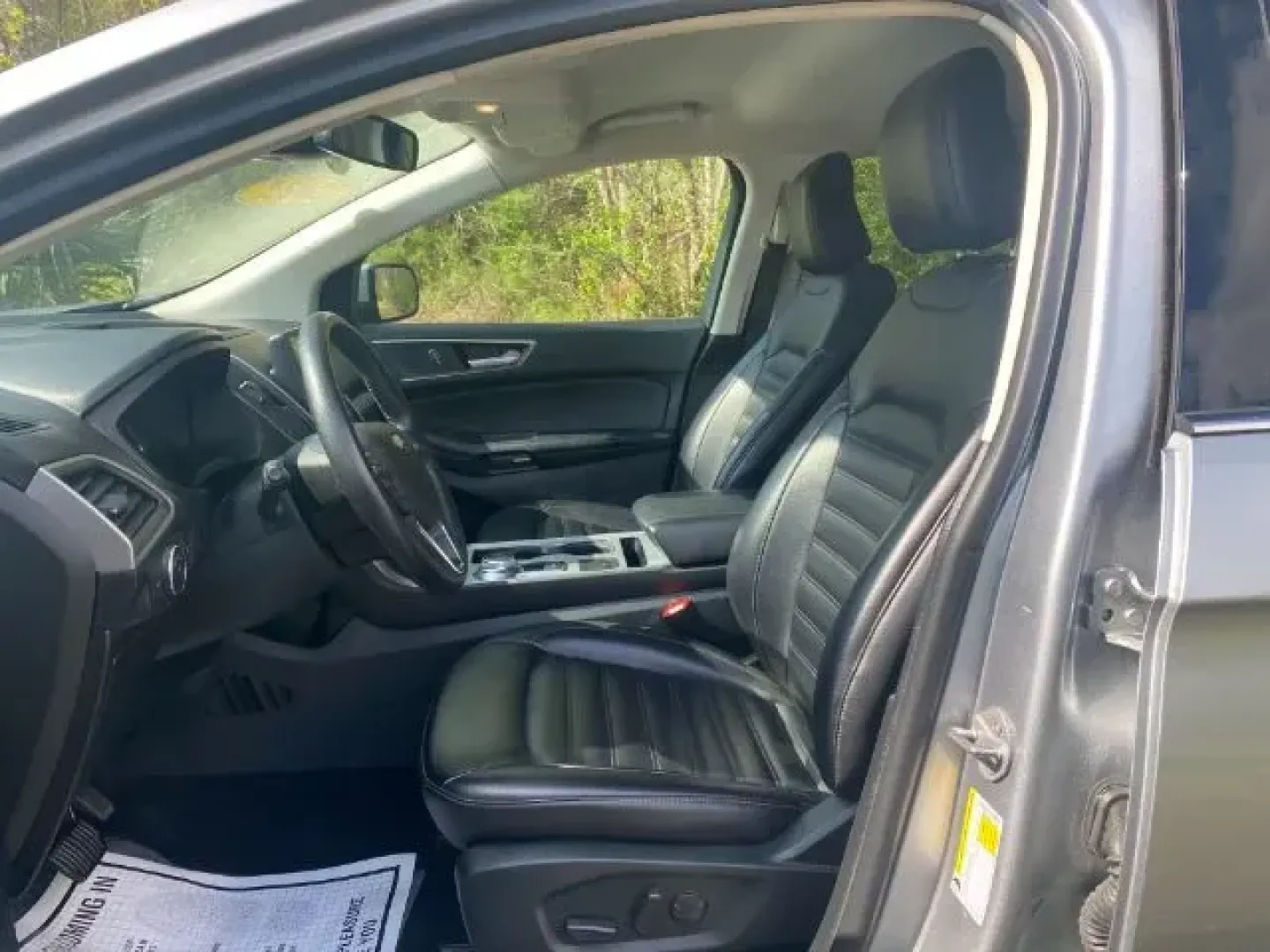 2022 /Ebony Ford Edge SEL AWD (2FMPK4J95NB) with an 2.0L L4 DOHC 16V engine, 6-Speed Automatic transmission, located at 9146 Ocean Hwy West, Calabash, NC, 28467, (910) 579-1110, 33.928635, -78.576157 - 2022 Ford Edge SEL AWD - Photo#6