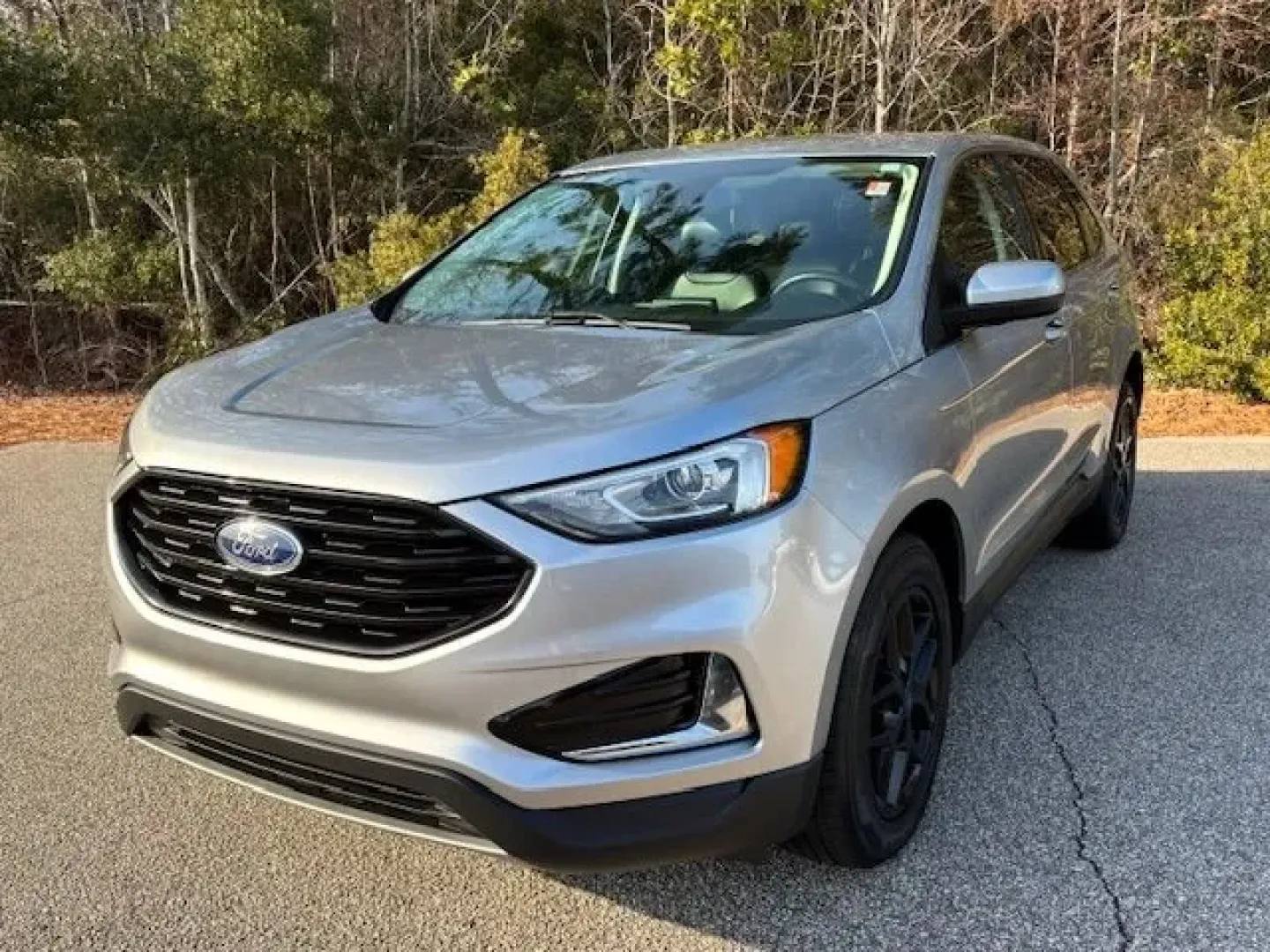 2022 /Ebony Ford Edge SEL AWD (2FMPK4J95NB) with an 2.0L L4 DOHC 16V engine, 6-Speed Automatic transmission, located at 2761 East Hwy 501, Conway, SC, 29526, (843) 331-1151, 33.781528, -78.989883 - Elevate your everyday adventures with this stunning 2022 Ford Edge SEL AWD, perfect for families on the go or weekend explorers seeking reliability and comfort. With its spacious interior and advanced technology, this SUV is designed to accommodate both your daily commute and your next road trip. Wh - Photo#0