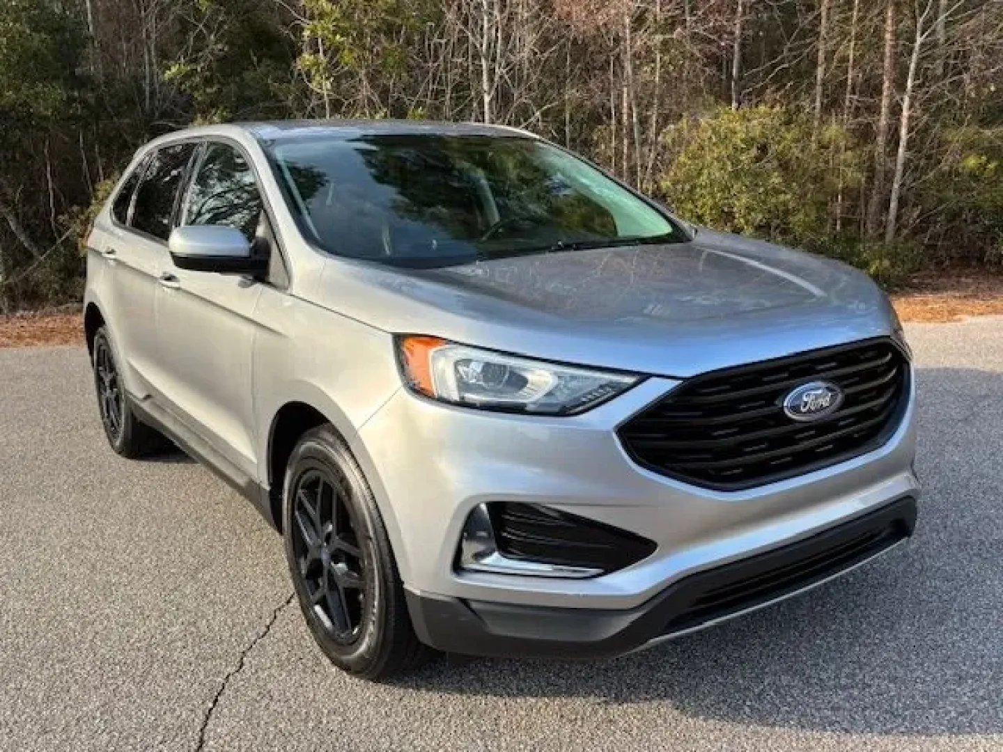 2022 /Ebony Ford Edge SEL AWD (2FMPK4J95NB) with an 2.0L L4 DOHC 16V engine, 6-Speed Automatic transmission, located at 2761 East Hwy 501, Conway, SC, 29526, (843) 331-1151, 33.781528, -78.989883 - Elevate your everyday adventures with this stunning 2022 Ford Edge SEL AWD, perfect for families on the go or weekend explorers seeking reliability and comfort. With its spacious interior and advanced technology, this SUV is designed to accommodate both your daily commute and your next road trip. Wh - Photo#1