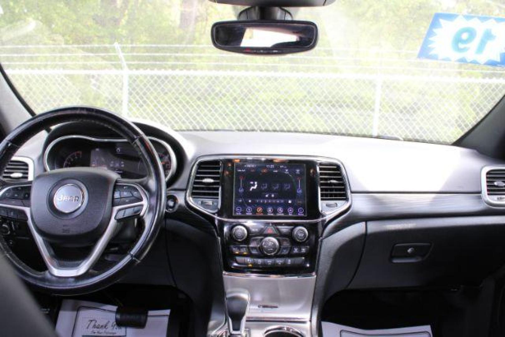 2019 Jeep Grand Cherokee Altitude 4x4 (1C4RJFAG9KC) with an Pentastar 3.6L V-6 DOHC engine, located at 3598 James B White Hwy South, Whiteville, NC, 28472, (910) 642-3196, 34.294846, -78.732613 - 2019 Jeep Grand Cherokee Altitude 4x4 - Photo#6