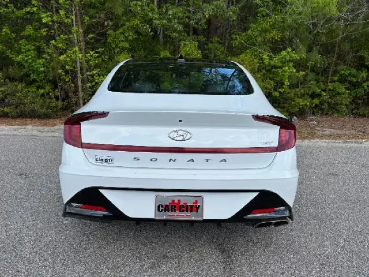 2023 /GRAY Hyundai Sonata SEL Plus (KMHL44J24PA) with an 1.6L L4 DOHC 16V engine, 8-Speed Automatic transmission, located at 2761 East Hwy 501, Conway, SC, 29526, (843) 331-1151, 33.781528, -78.989883 - 2023 Hyundai Sonata SEL Plus - Photo#4