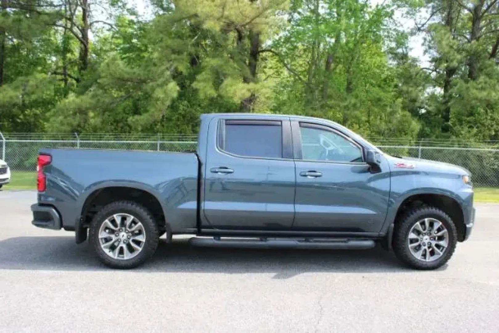 2019 Chevrolet Silverado 1500 RST (1GCUYEED3KZ) with an 2.7L I-4 gasoline direct injection engine, located at 9146 Ocean Hwy West, Calabash, NC, 28467, (910) 579-1110, 33.928635, -78.576157 - 2019 Chevrolet Silverado 1500 RST - Photo#3