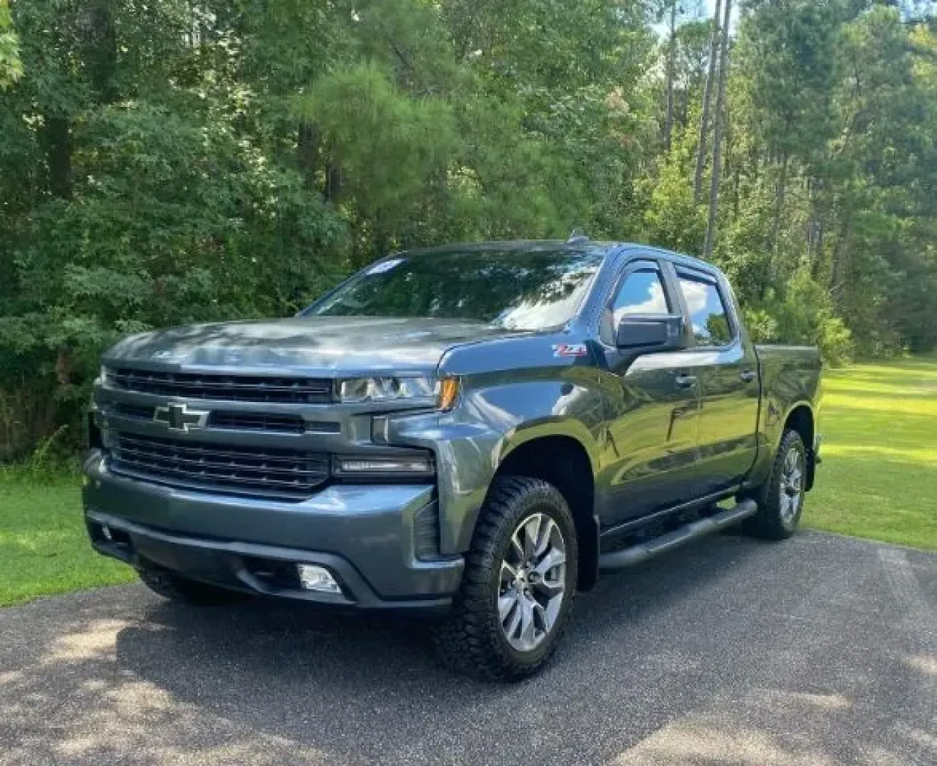 2019 Chevrolet Silverado 1500 RST (1GCUYEED3KZ) with an 5.3 V8 engine, located at 2761 East Hwy 501, Conway, SC, 29526, (843) 331-1151, 33.781528, -78.989883 - ### Discover Your Next Adventure with the 2019 Chevrolet Silverado 1500 at Car City - Calabash<br /> <br /> Are you ready to elevate your lifestyle with a versatile truck that perfectly blends power, comfort, and modern technology? The 2019 Chevrolet Silverado 1500 RST, available at Car City - Calab - Photo#0