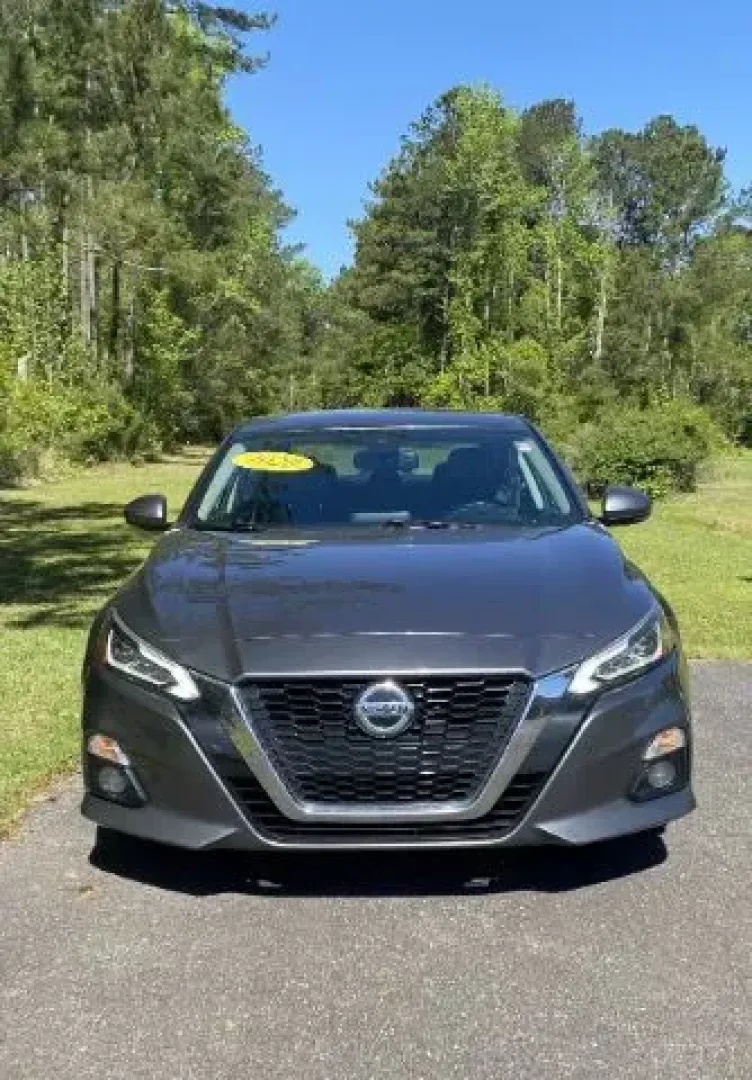 2020 /Charcoal, leather Nissan Altima 2.5 SL (1N4BL4EV1LC) with an 2.5L L4 DOHC 16V engine, Continuously Variabl transmission, located at 9146 Ocean Hwy West, Calabash, NC, 28467, (910) 579-1110, 33.928635, -78.576157 - 2020 Nissan Altima 2.5 SL - Photo#1