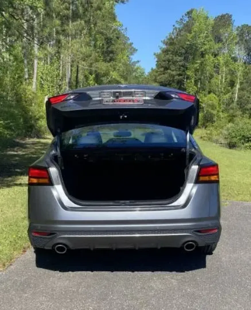 2020 /Charcoal, leather Nissan Altima 2.5 SL (1N4BL4EV1LC) with an 2.5L L4 DOHC 16V engine, Continuously Variabl transmission, located at 9146 Ocean Hwy West, Calabash, NC, 28467, (910) 579-1110, 33.928635, -78.576157 - 2020 Nissan Altima 2.5 SL - Photo#8