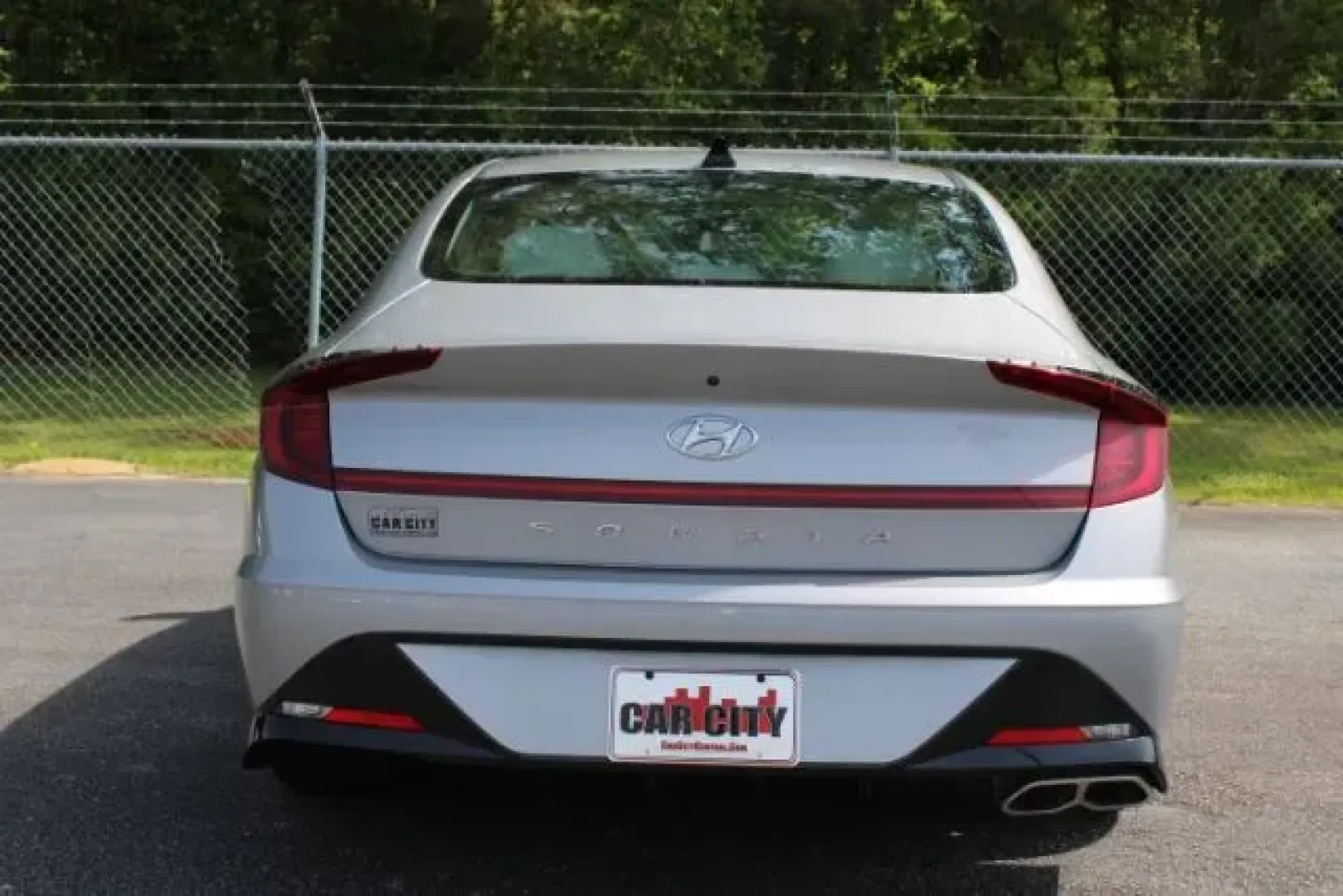 2023 Hyundai Sonata SEL (KMHL64JA6PA) with an Smartstream 2.5L I-4 port/direct injection engine, located at 3598 James B White Hwy South, Whiteville, NC, 28472, (910) 642-3196, 34.294846, -78.732613 - 2023 Hyundai Sonata SEL - Photo#2