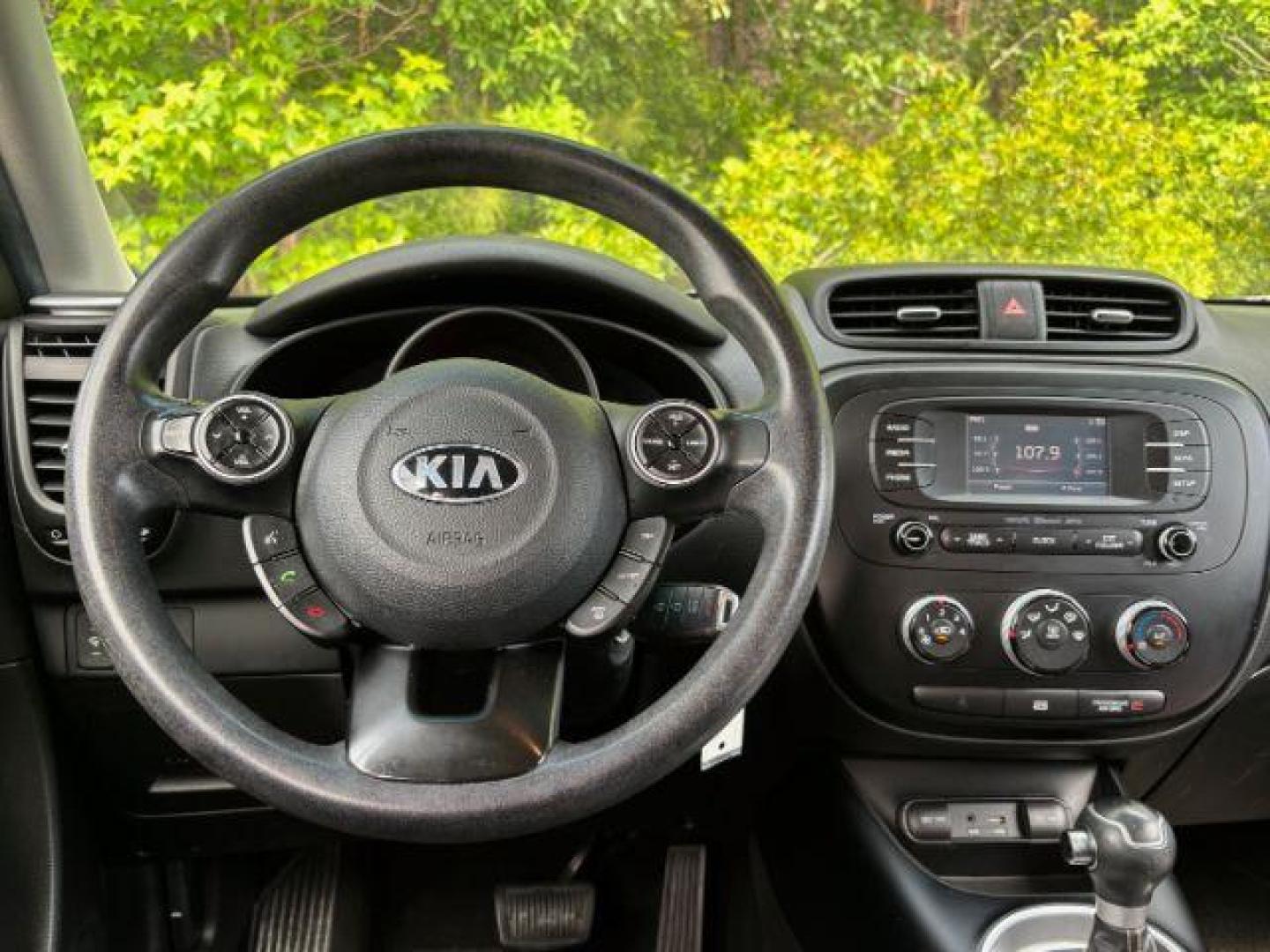 2016 /Black, cloth Kia Soul + (KNDJP3A56G7) with an 2.0L L4 DOHC 16V engine, 6-Speed Automatic transmission, located at 2761 East Hwy 501, Conway, SC, 29526, (843) 331-1151, 33.781528, -78.989883 - 2016 Kia Soul + - Photo#6
