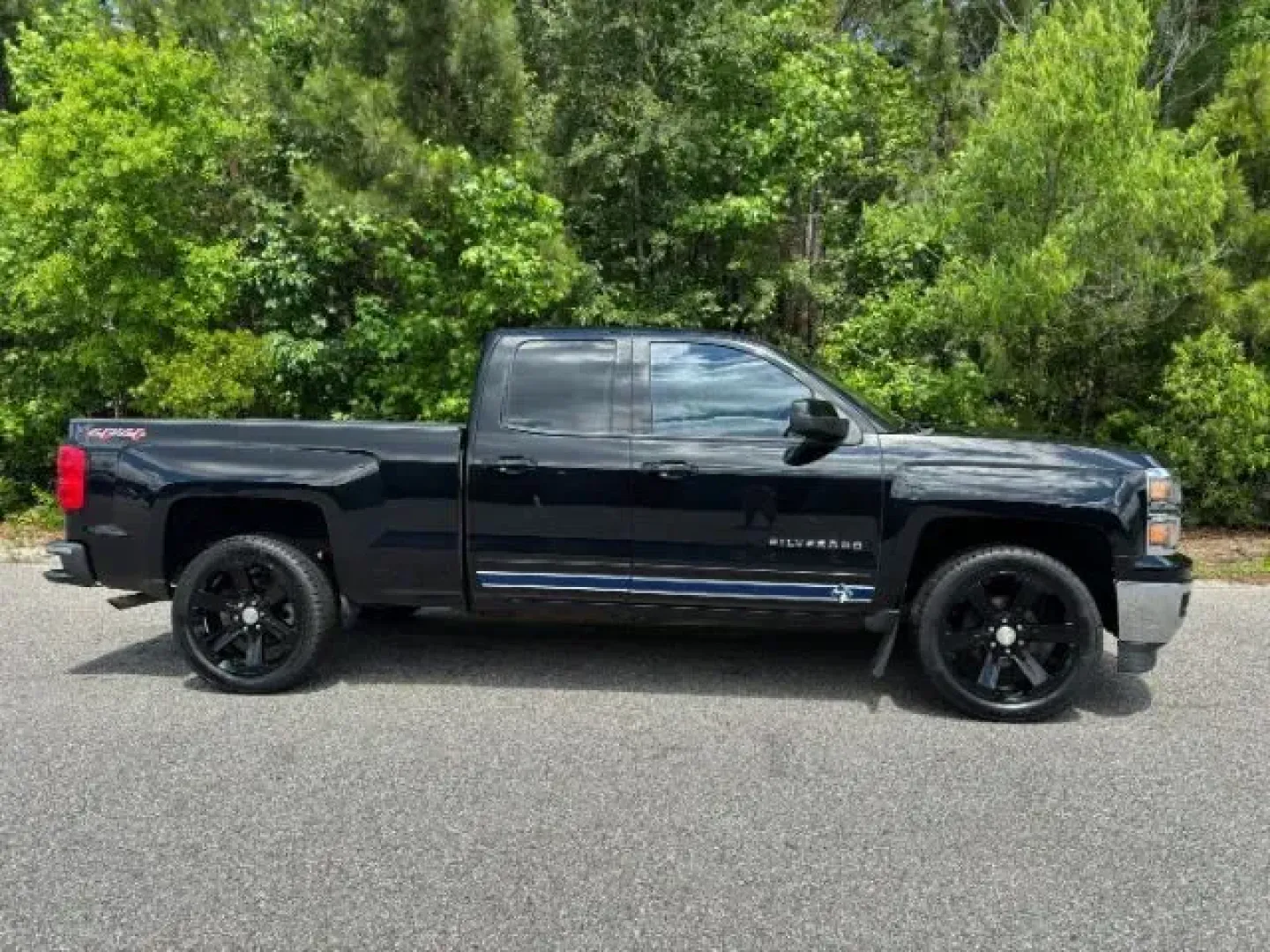 2015 /Dark Ash/Jet Black Chevrolet Silverado 1500 1LT (1GCVKRECXFZ) with an Other engine, located at 2761 East Hwy 501, Conway, SC, 29526, (843) 331-1151, 33.781528, -78.989883 - 2015 Chevrolet Silverado 1500 1LT - Photo#2